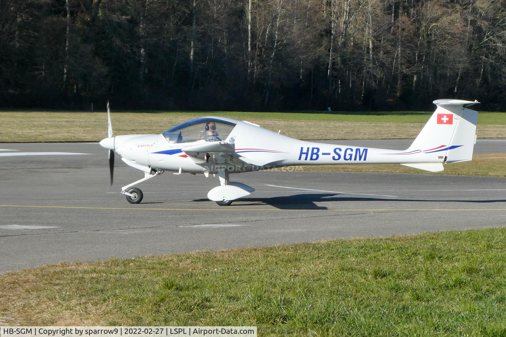 HB-SGM, 1996 HOAC DV-20 Katana C/N 20149, At Langenthal-Bleienbach