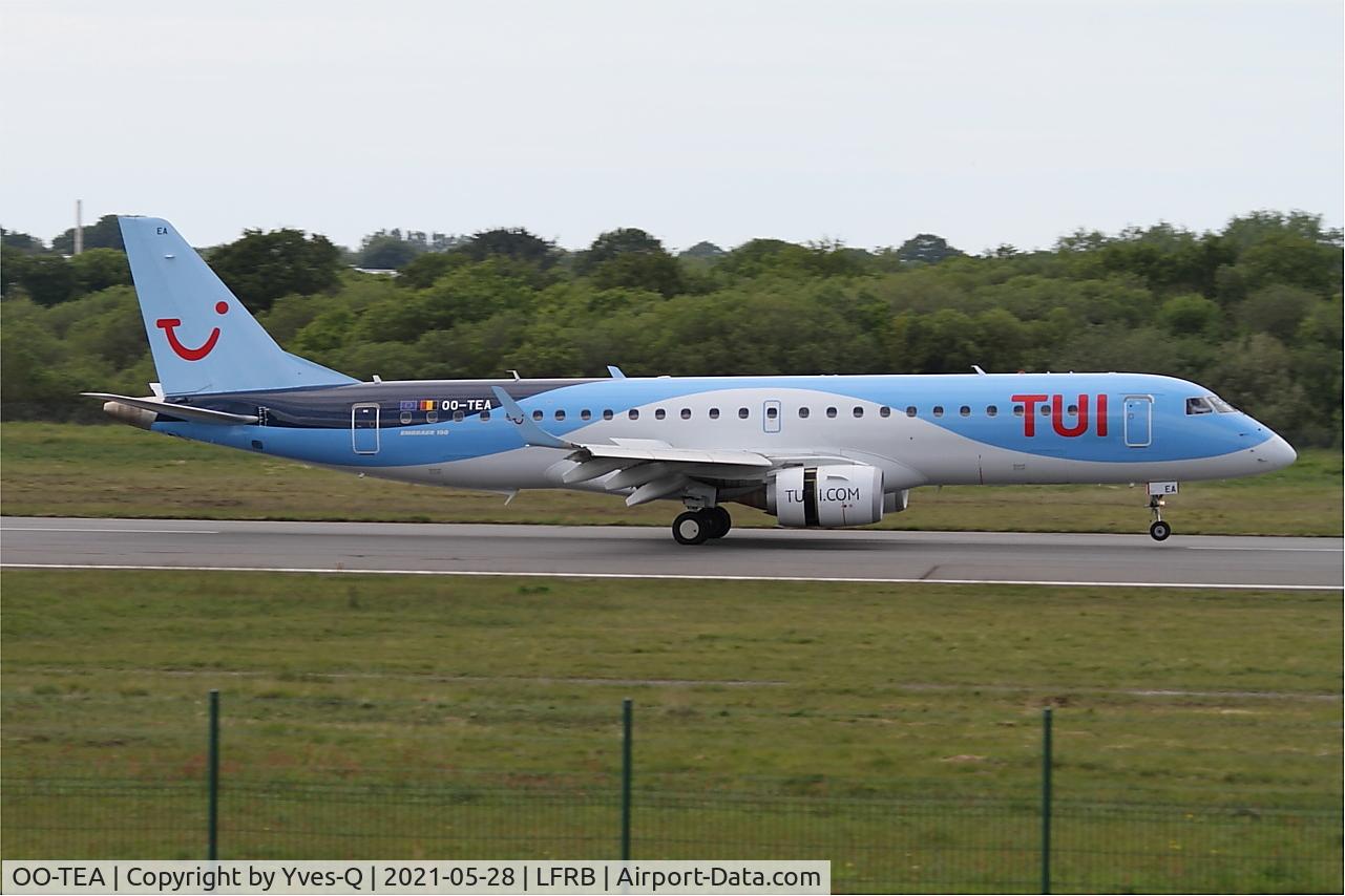 OO-TEA, 2014 Embraer 190LR (ERJ-190-100LR) C/N 19000665, Embraer 190LR, Landing rwy 07R, Brest-Bretagne Airport (LFRB-BES)