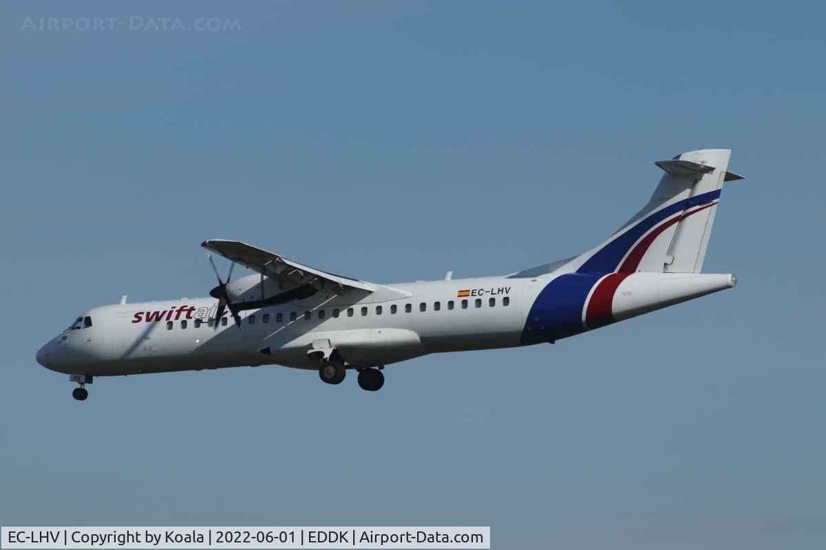 EC-LHV, 1994 ATR 72-202 C/N 416, Arrival from Billund with full c/s