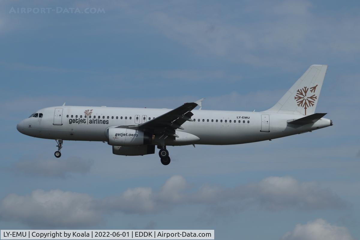 LY-EMU, 2003 Airbus A320-233 C/N 2118, Every Wednesday from Arbil.