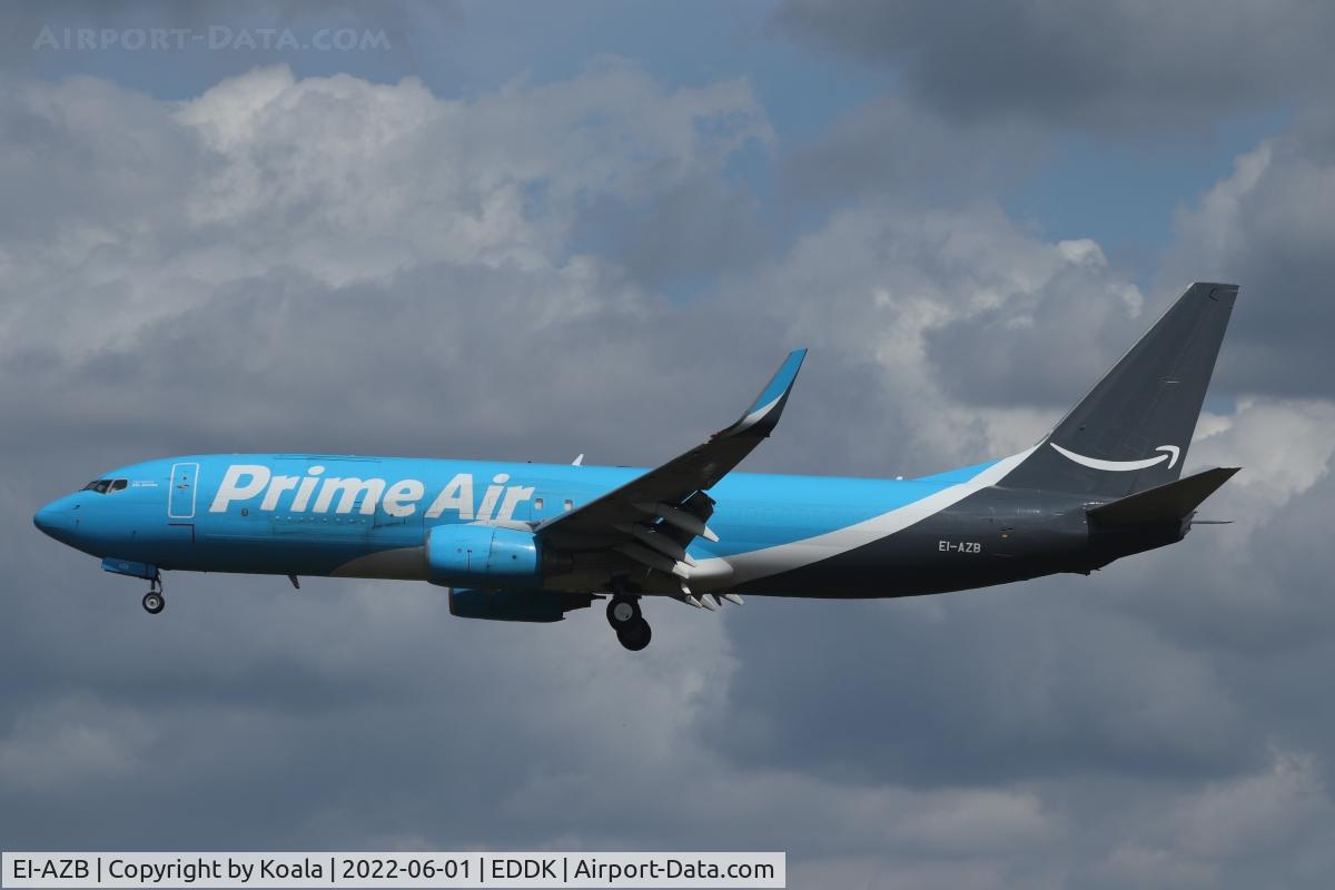 EI-AZB, 2000 Boeing 737-8AS C/N 29925, Parcel-shuttle from Barcelona.