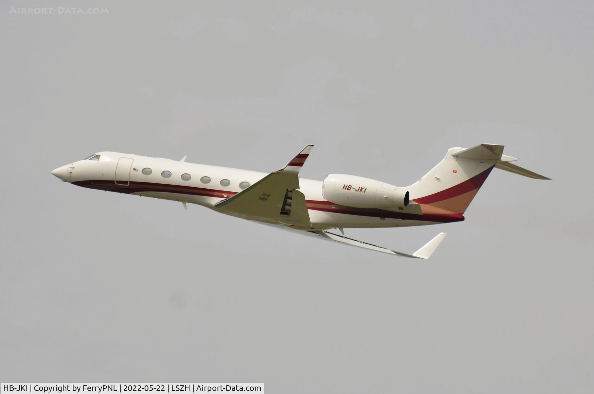 HB-JKI, Gulfstream Aerospace GV-SP (G550) C/N 5355, G5 taking off