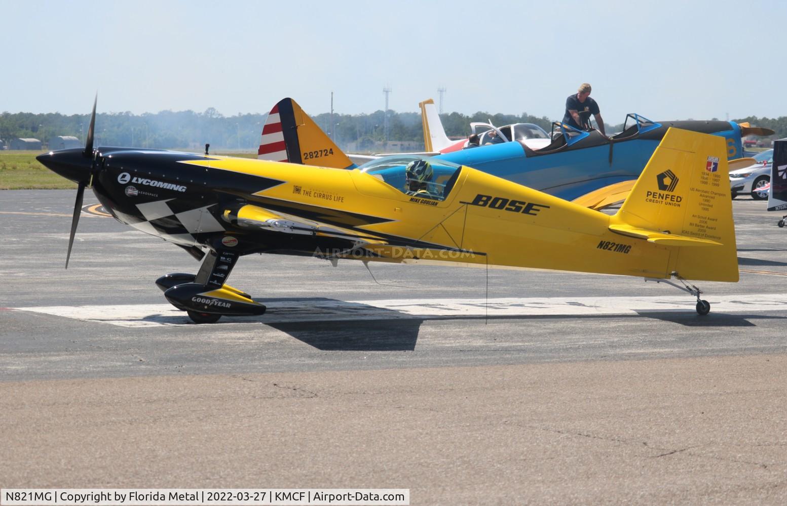 N821MG, 2009 Extra EA-300SC C/N SC010, MacDill Airfest 2022