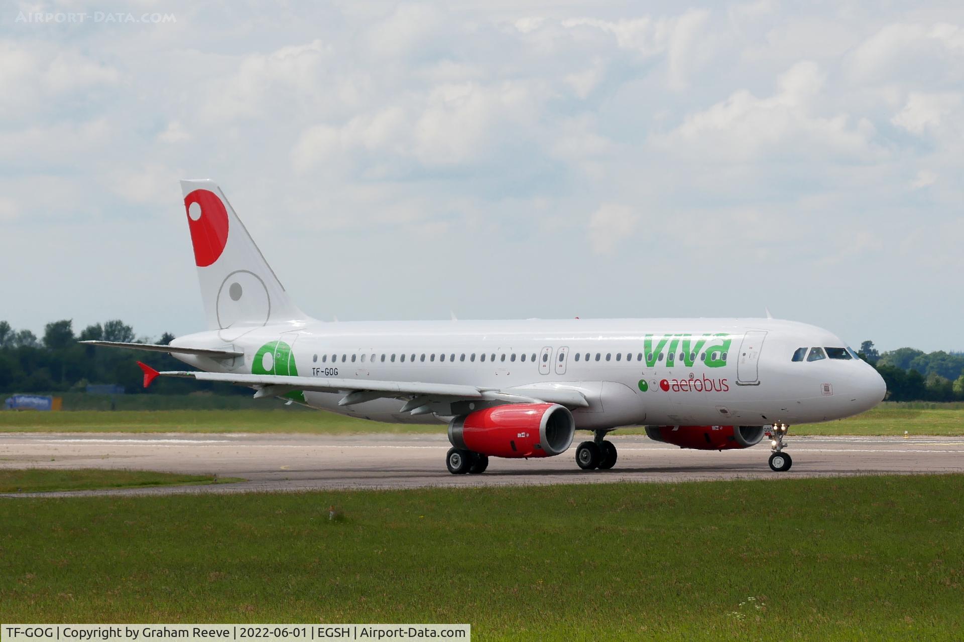 TF-GOG, 2011 Airbus A320-232 C/N 4954, Departing from Norwich.