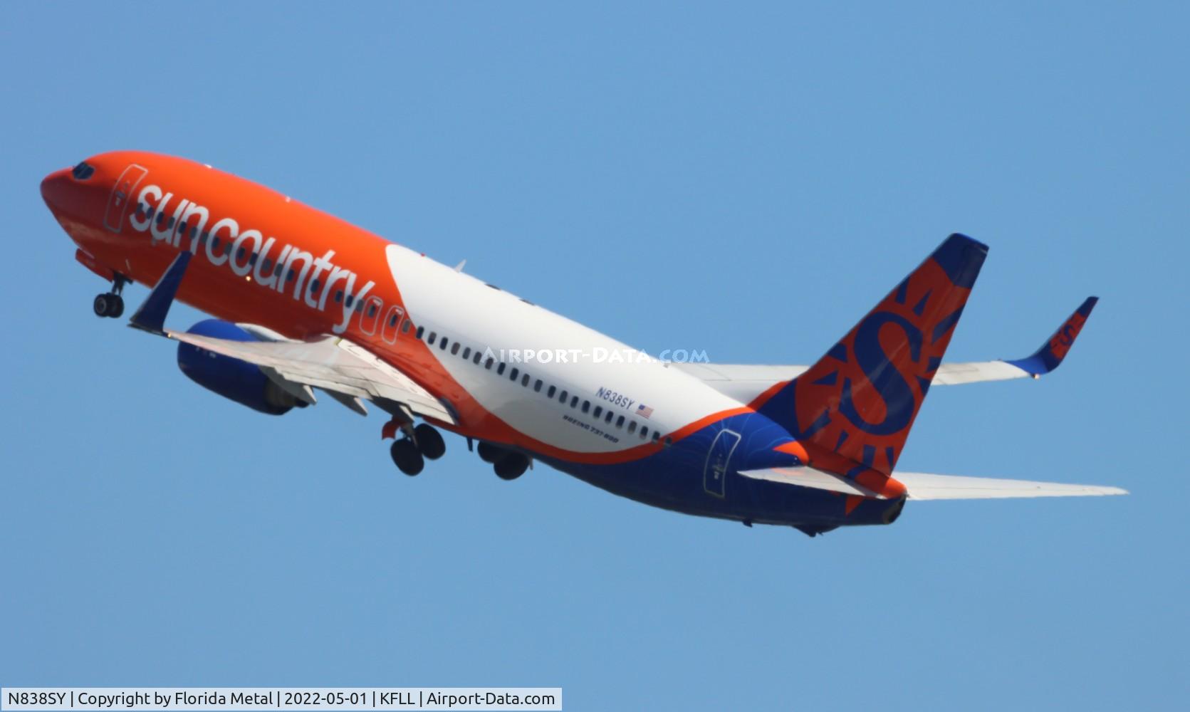 N838SY, 2002 Boeing 737-86N C/N 32733, FLL 2022