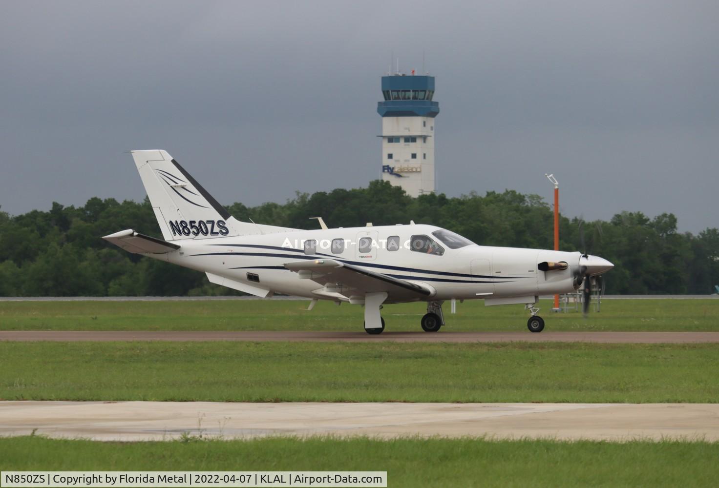 N850ZS, 2013 Socata TBM-700 C/N 654, Sun N fun 2022