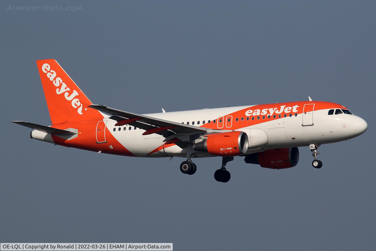 OE-LQL, 2009 Airbus A319-111 C/N 3774, at dspl