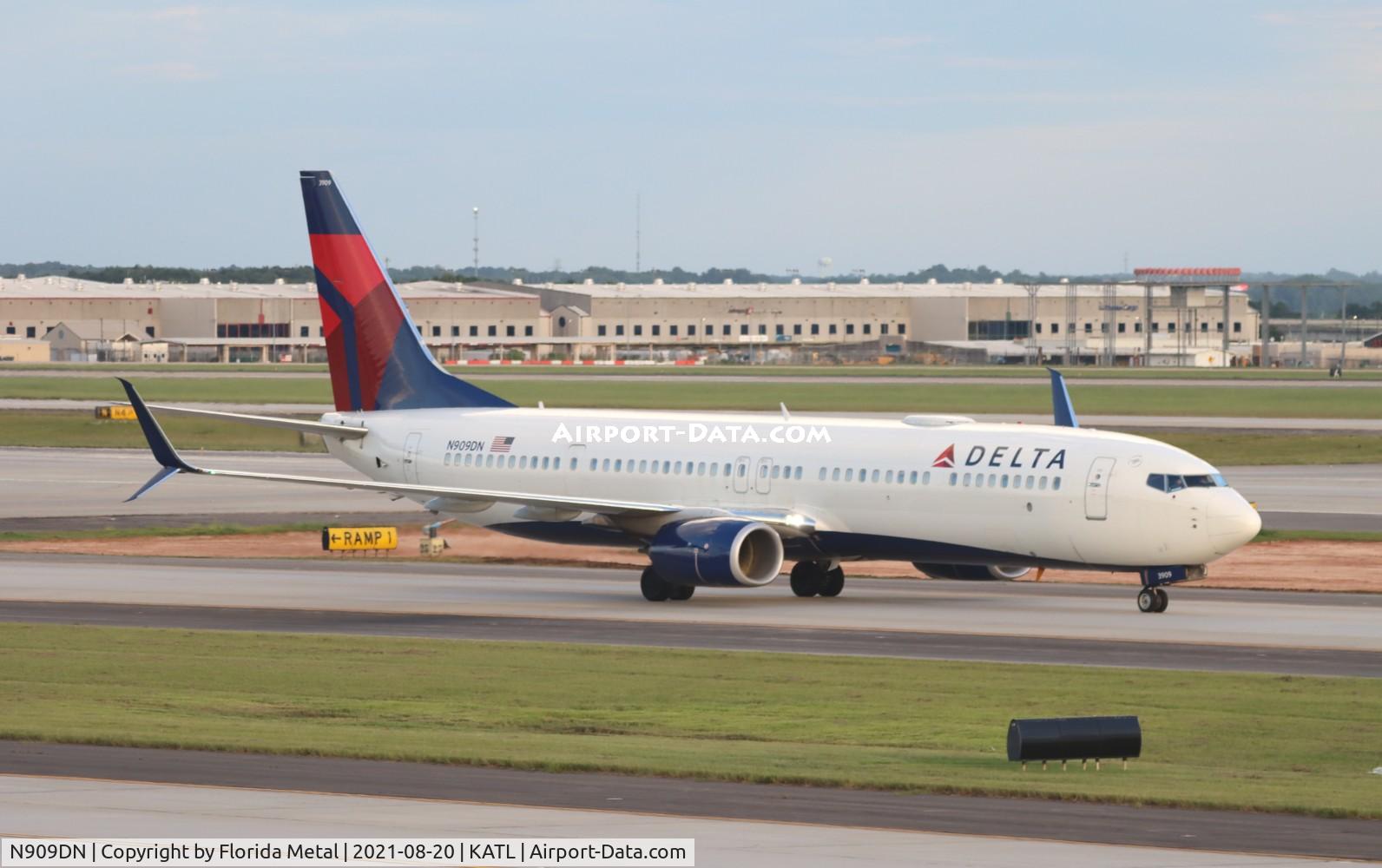 N909DN, 2018 Boeing 737-932/ER C/N 64880, ATL 2021