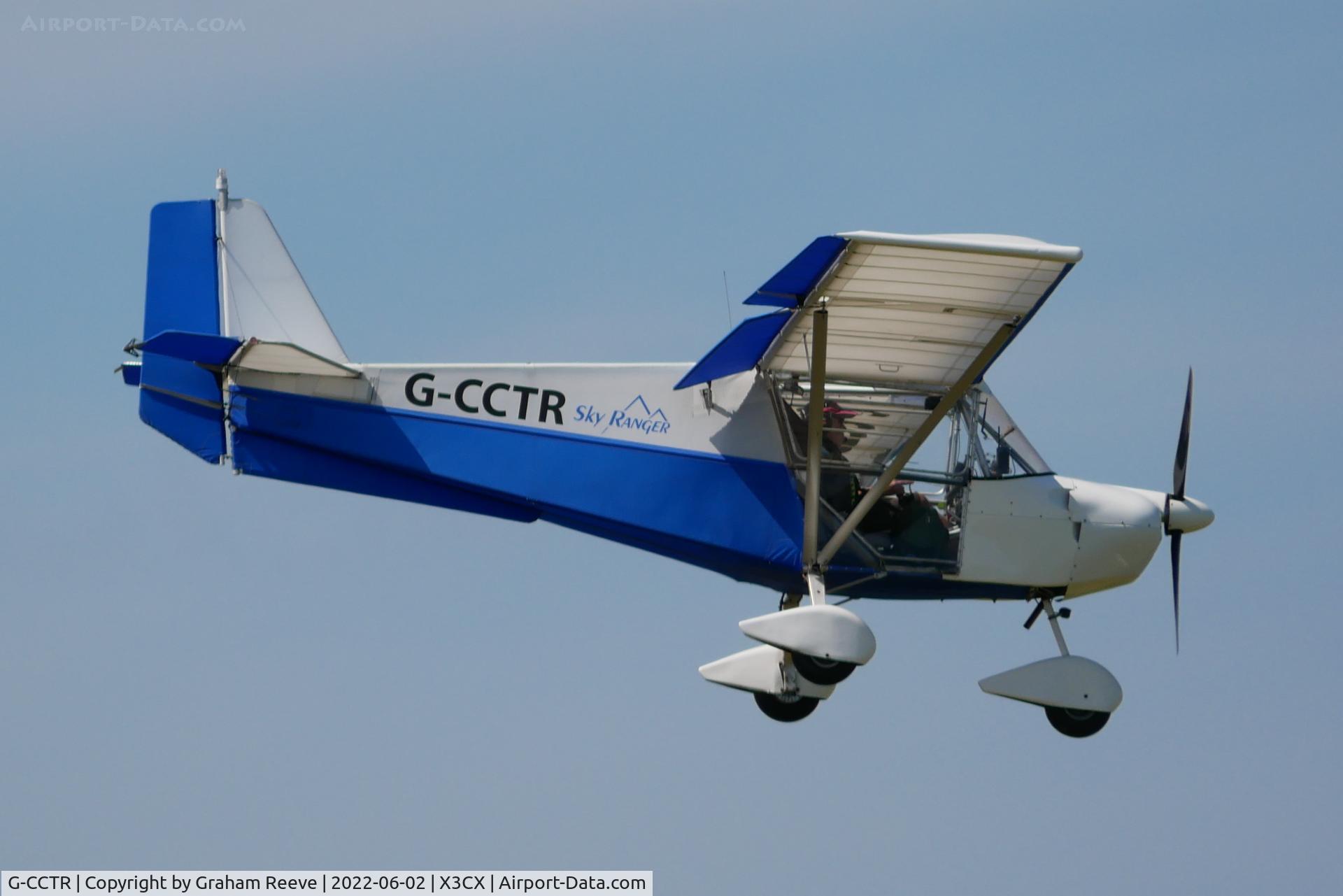 G-CCTR, 2004 Best Off Skyranger 912(2) C/N BMAA/HB/350, Landing at Northrepps.