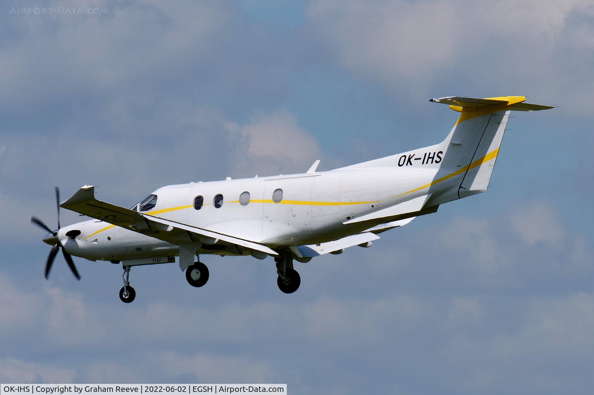 OK-IHS, 2017 Pilatus PC-12/47E NG C/N 1747, Landing at Norwich.