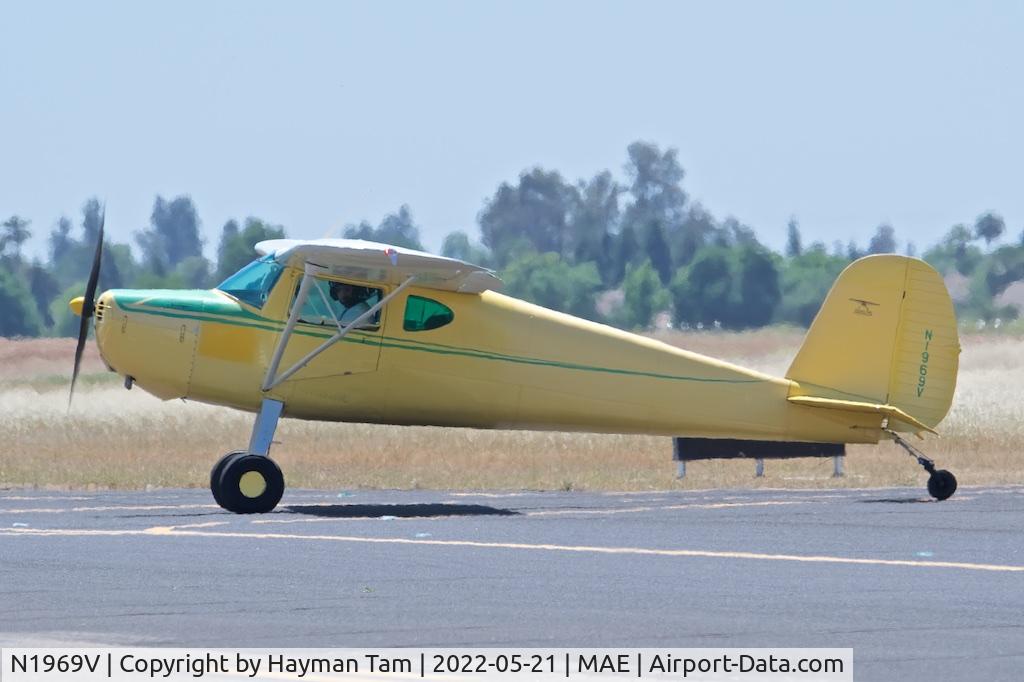 N1969V, 1947 Cessna 140 C/N 14180, 2022 Madera Gathering of Warbirds Reunion