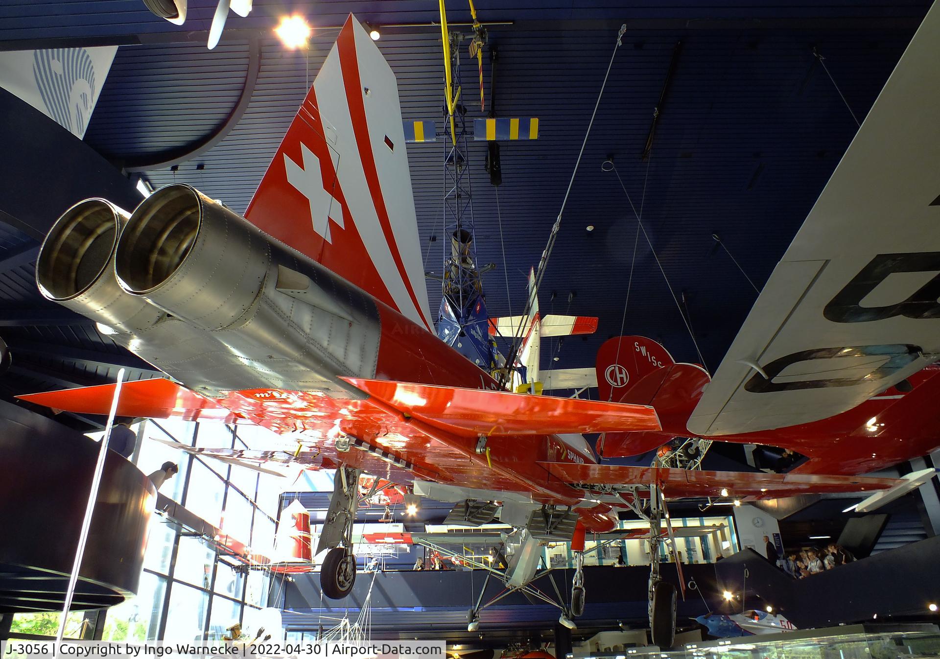 J-3056, 1979 Northrop F-5E Tiger II C/N L.1056, Northrop F-5E Tiger II (displayed in Patrouille Suisse colours) at the Verkehrshaus der Schweiz, Luzern (Lucerne)