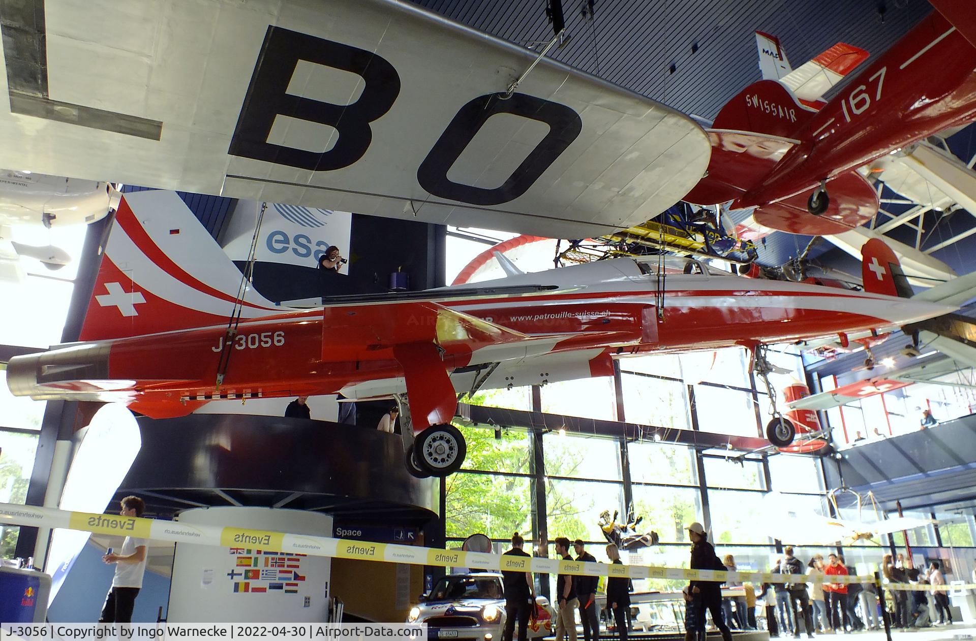 J-3056, 1979 Northrop F-5E Tiger II C/N L.1056, Northrop F-5E Tiger II (displayed in Patrouille Suisse colours) at the Verkehrshaus der Schweiz, Luzern (Lucerne)