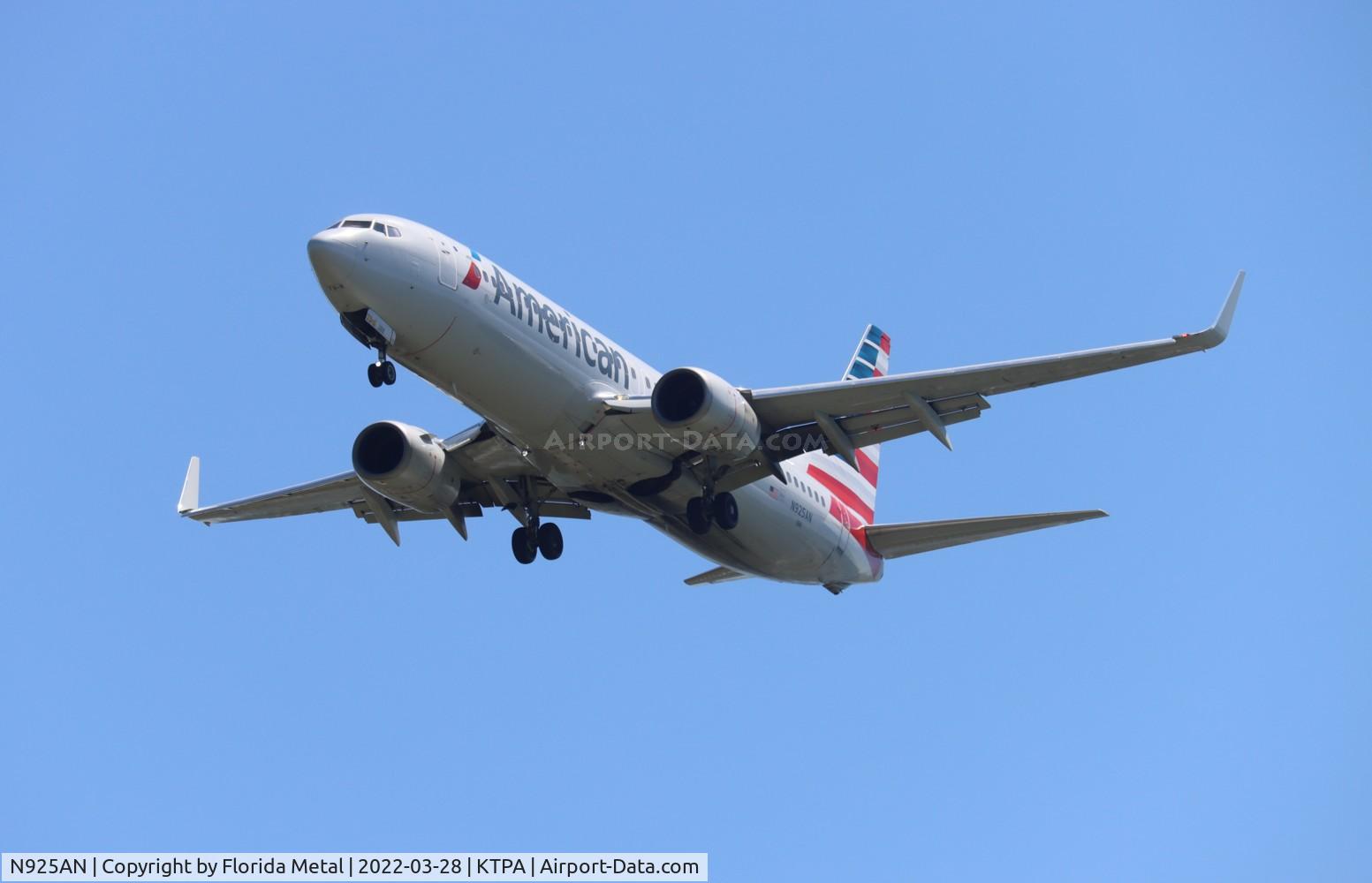 N925AN, 1999 Boeing 737-823 C/N 29526, TPA 2022
