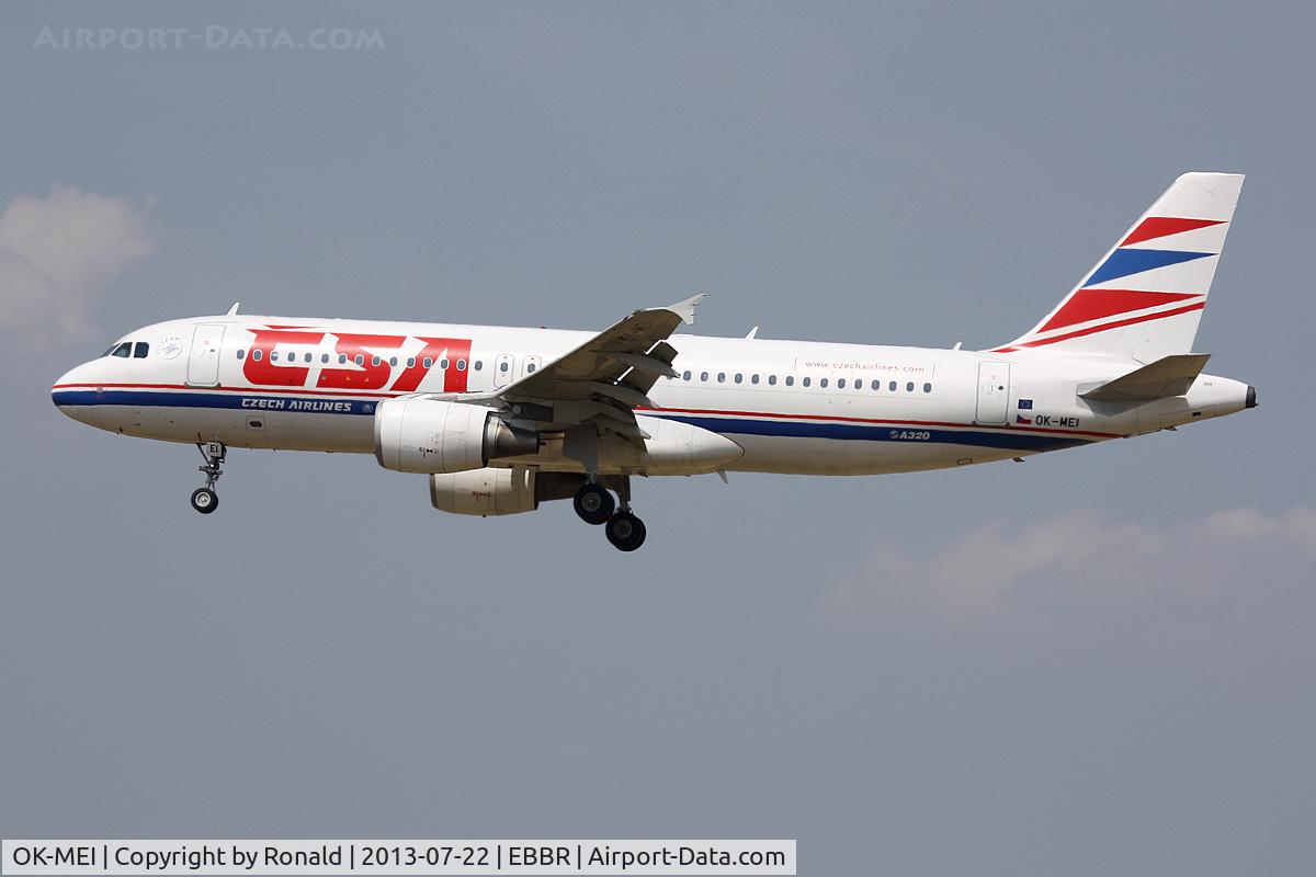OK-MEI, 2007 Airbus A320-214 C/N 3060, at bru
