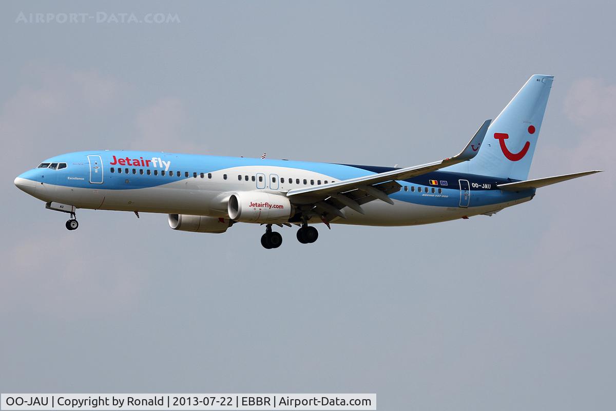 OO-JAU, 2013 Boeing 737-8K5 C/N 37250, at bru