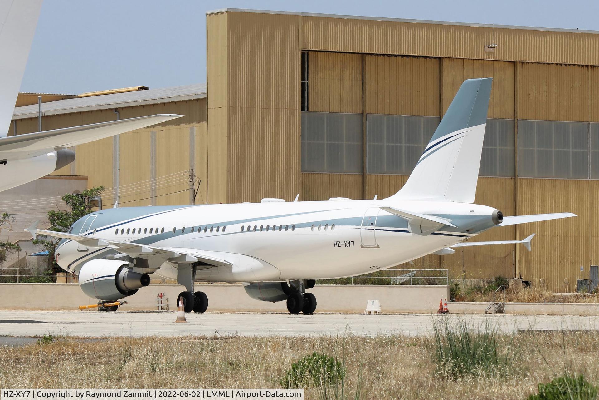 HZ-XY7, 2004 Airbus A320-214 C/N 2165, A320 HZ-XY7 National Air Services