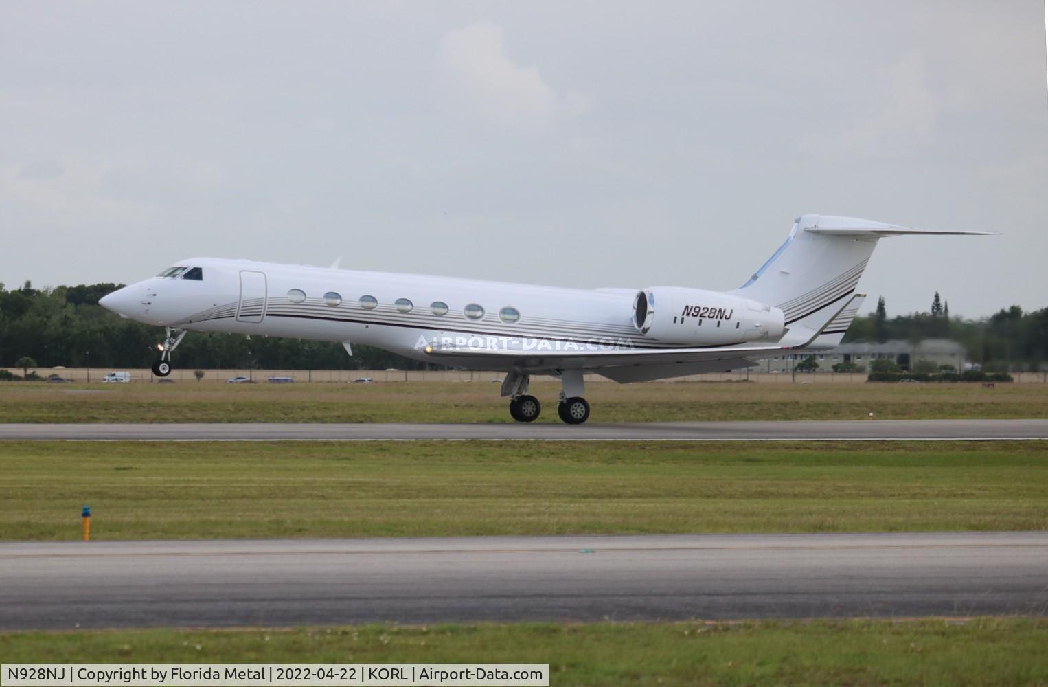 N928NJ, 2004 Gulfstream Aerospace GV-SP (G550) C/N 5013, ORL 2022