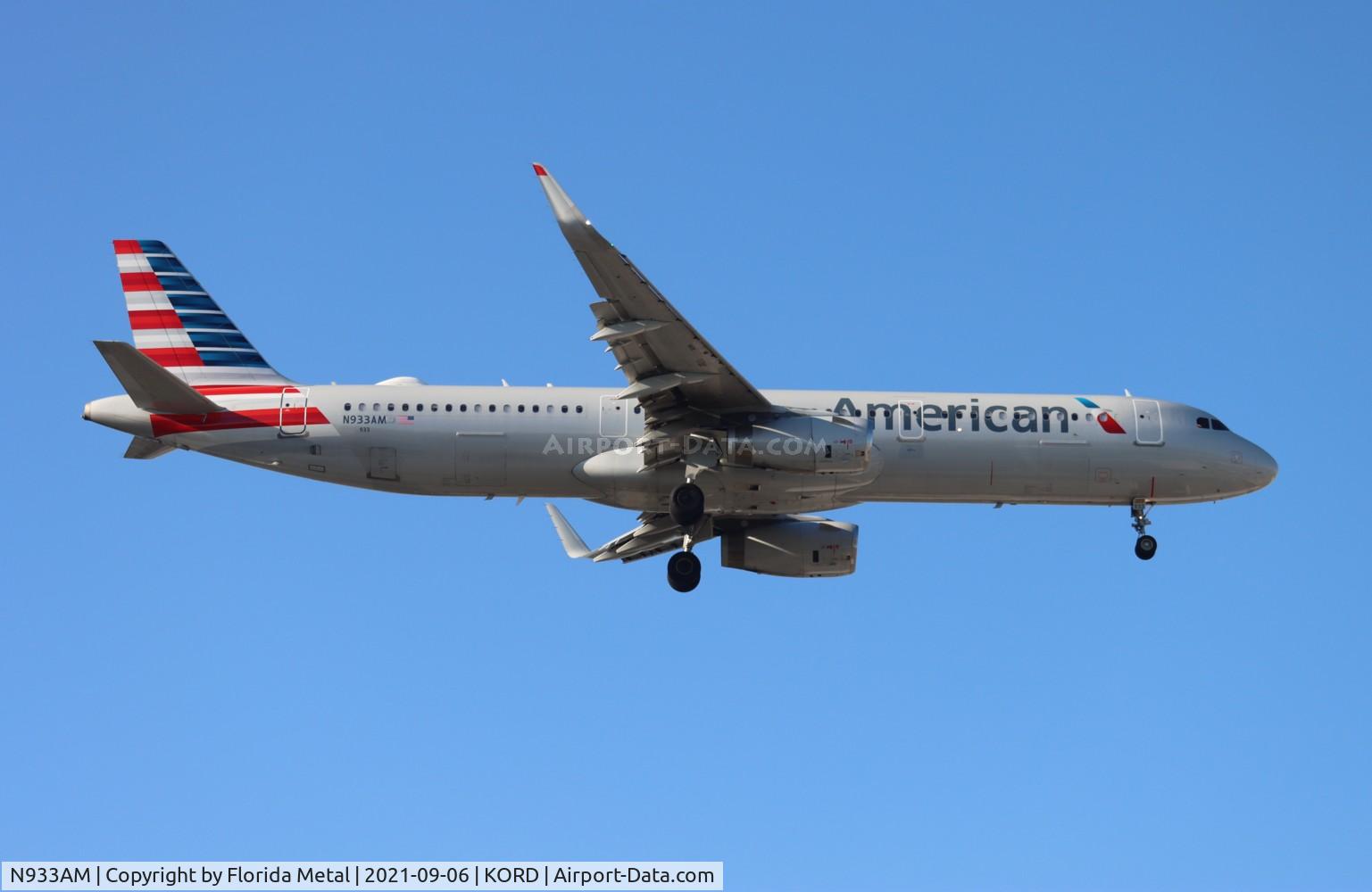 N933AM, 2017 Airbus A321-231 C/N 7564, ORD 2021