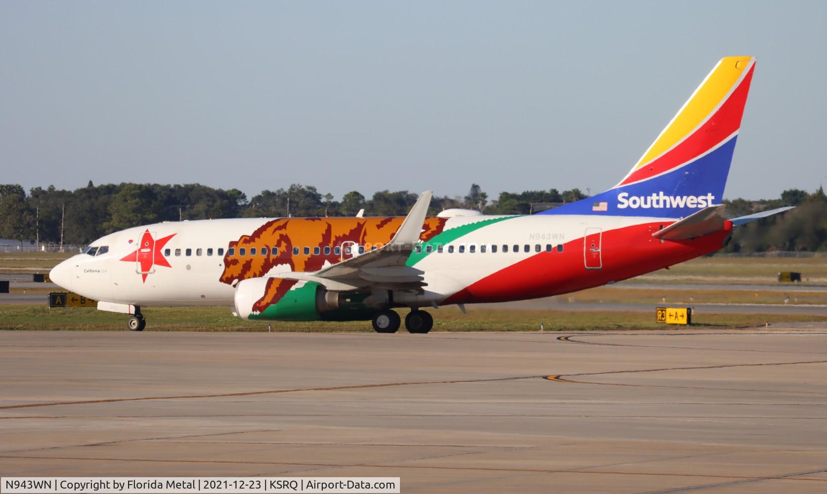 N943WN, 2010 Boeing 737-7H4 C/N 36913, California One