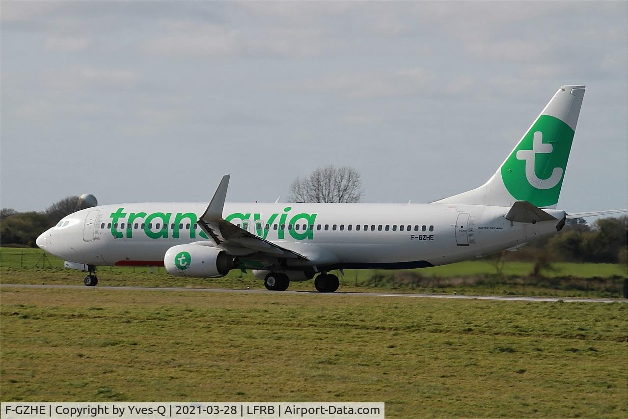 F-GZHE, 2008 Boeing 737-8K2 C/N 29678, Boeing 737-8K2, Take off run rwy 25L, Brest-Bretagne airport (LFRB-BES)