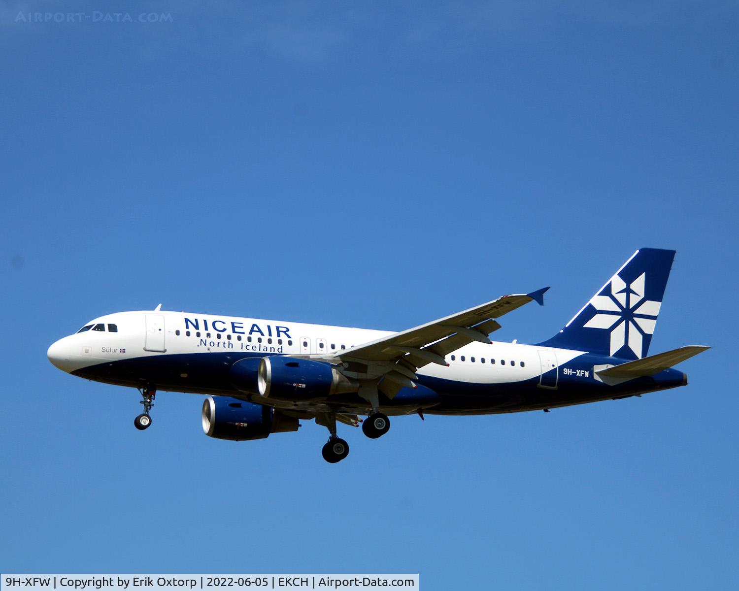9H-XFW, 2008 Airbus A319-112 C/N 3689, 9H-XFW landing rw 22L