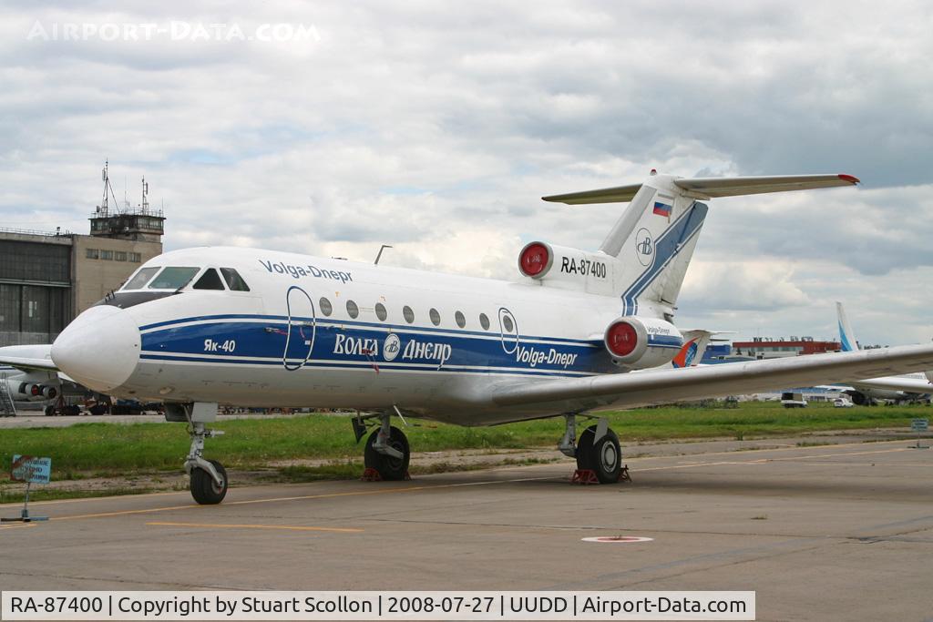 RA-87400, Yakovlev Yak-40 C/N 9421233, Volga