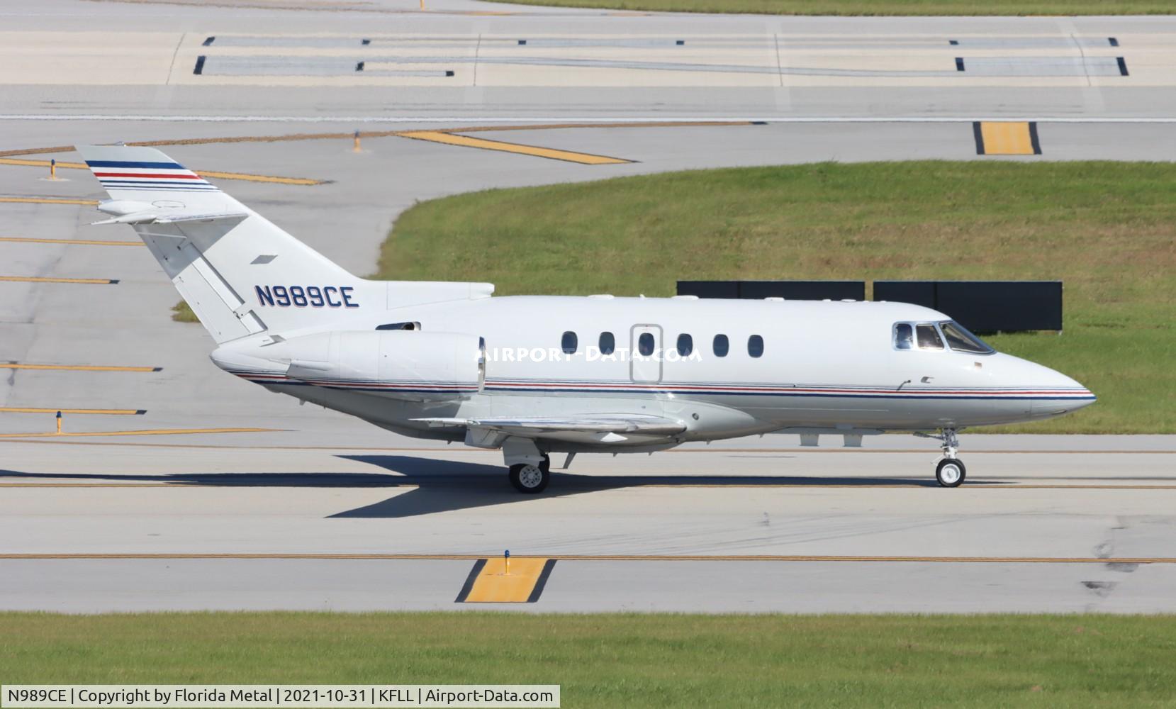 N989CE, 2001 Raytheon Hawker 800XP C/N 258535, FLL 2021