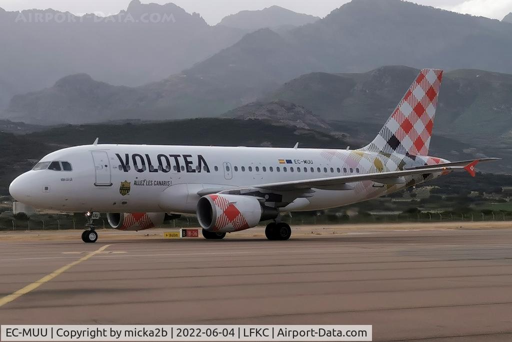 EC-MUU, 2004 Airbus A319-111 C/N 2253, Taxiing