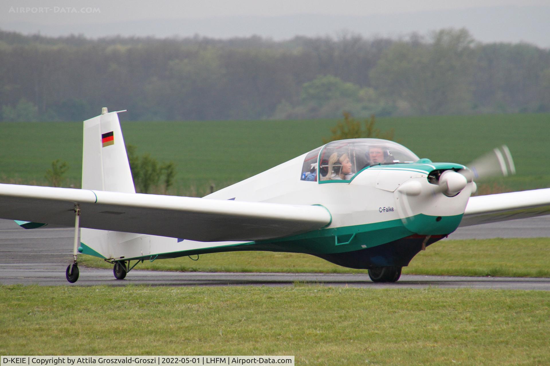D-KEIE, Scheibe SF-25C Falke C/N 4494, LHFM - Fertöszentmiklós, Meidl Airport, Hungary. SKYVIEW West Hungarian Airshow 2022