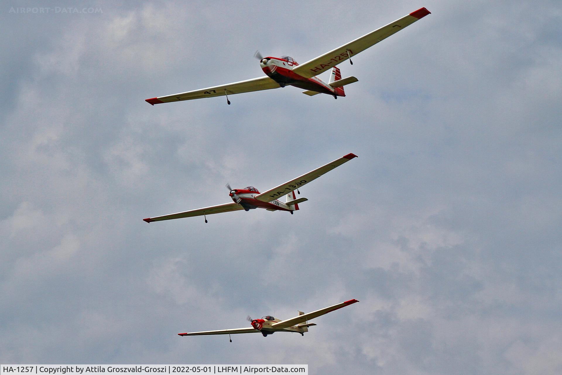 HA-1257, 1988 Scheibe SF-25C Falke 2000 C/N 44455, LHFM - Fertöszentmiklós, Meidl Airport, Hungary. SKYVIEW West Hungarian Airshow 2022