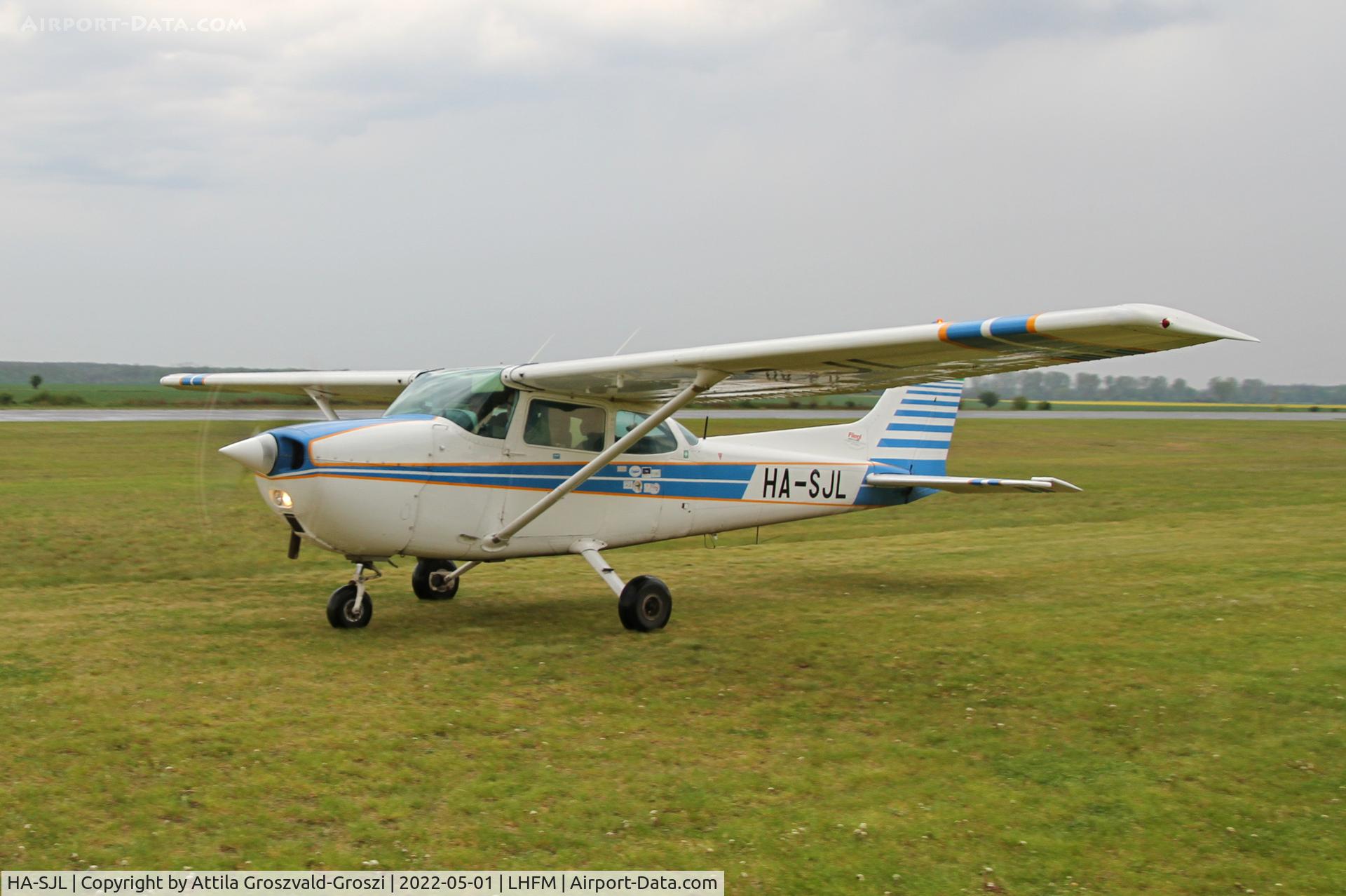 HA-SJL, 1975 Cessna 172M C/N 17265068, LHFM - Fertöszentmiklós, Meidl Airport, Hungary. SKYVIEW West Hungarian Airshow 2022