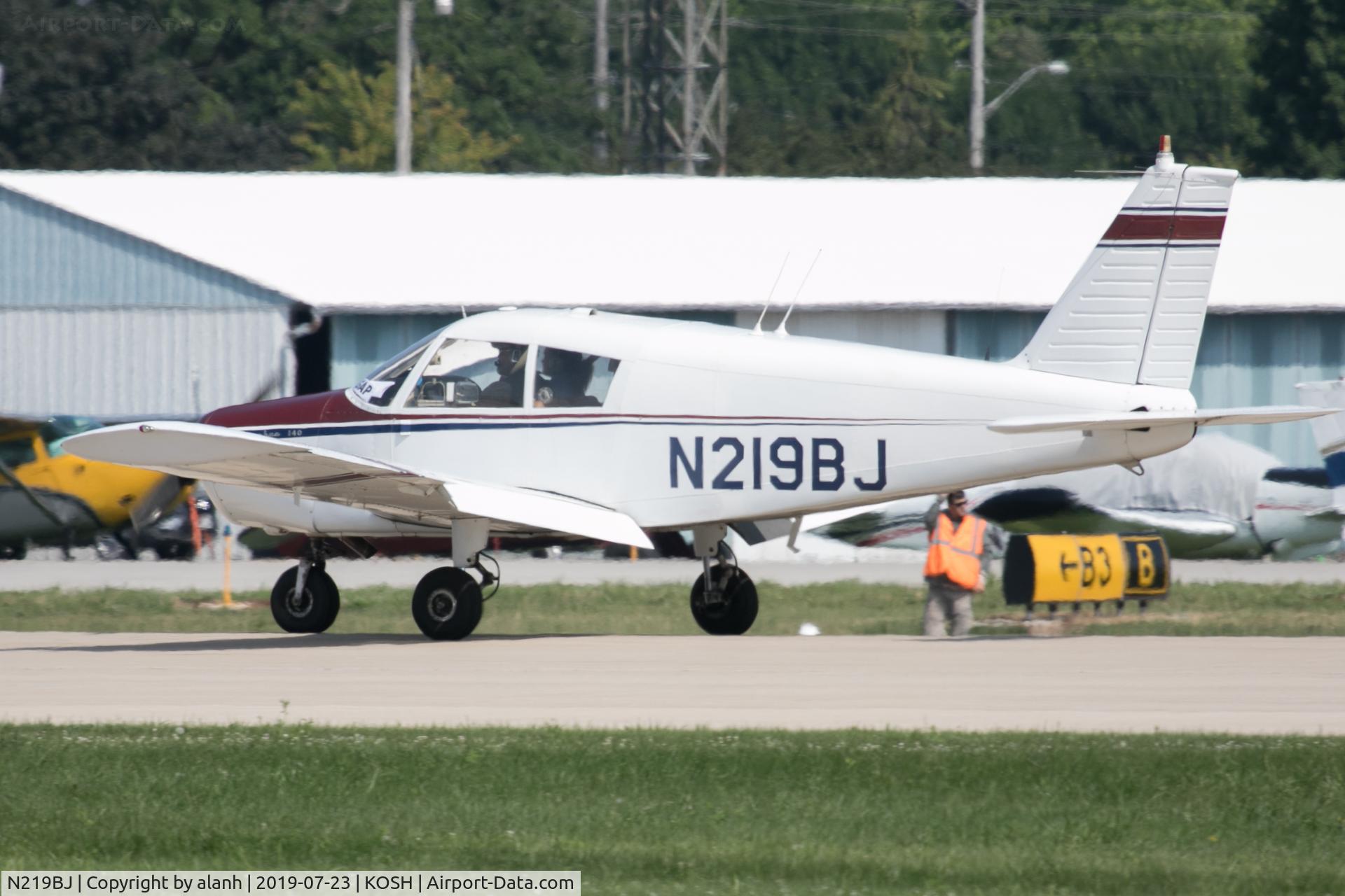 N219BJ, 1967 Piper PA-28-140 C/N 28-22813, At AirVenture 2019
