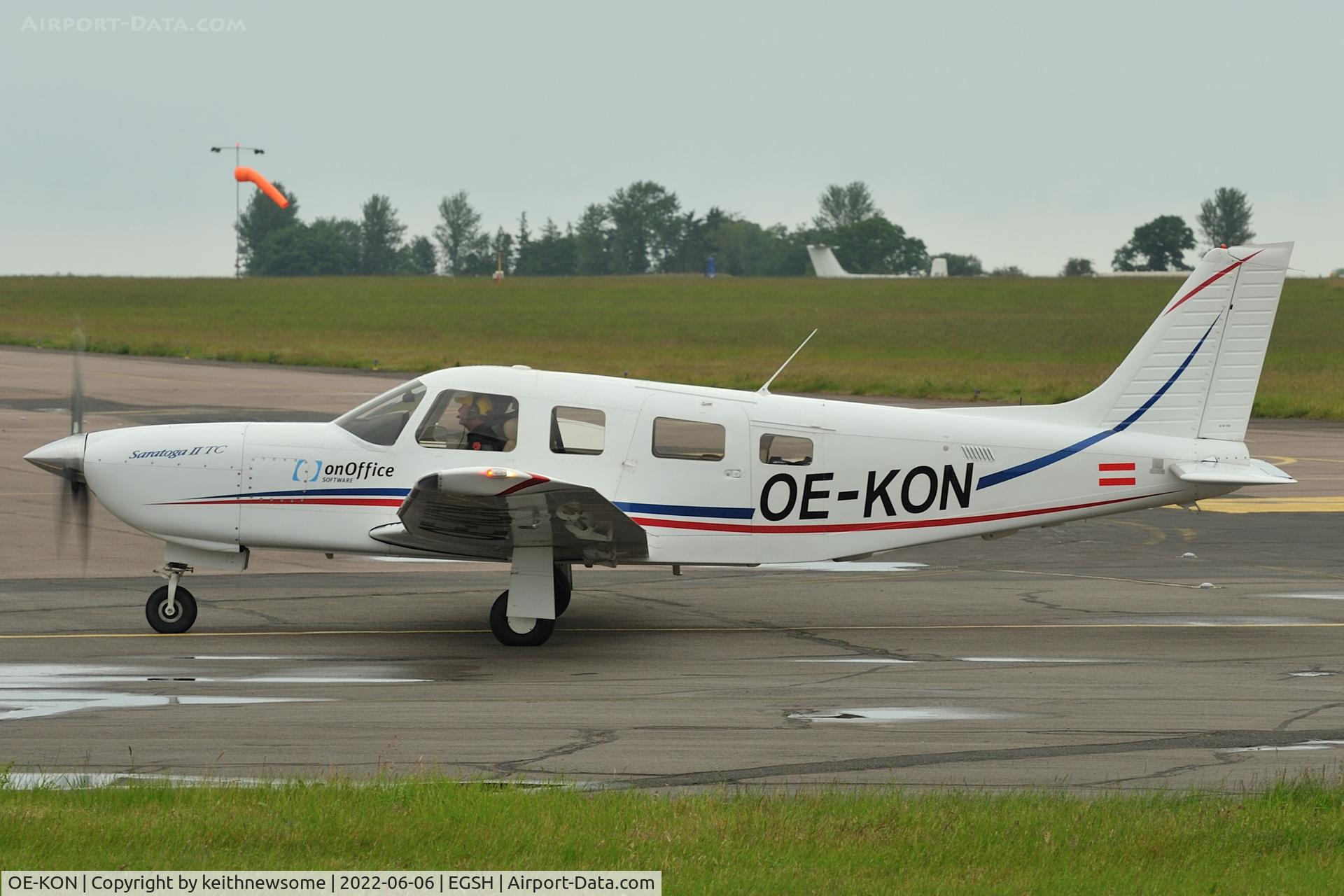 OE-KON, 2008 Piper PA-32R-301T Turbo Saratoga C/N 3257483, Arriving at Norwich.