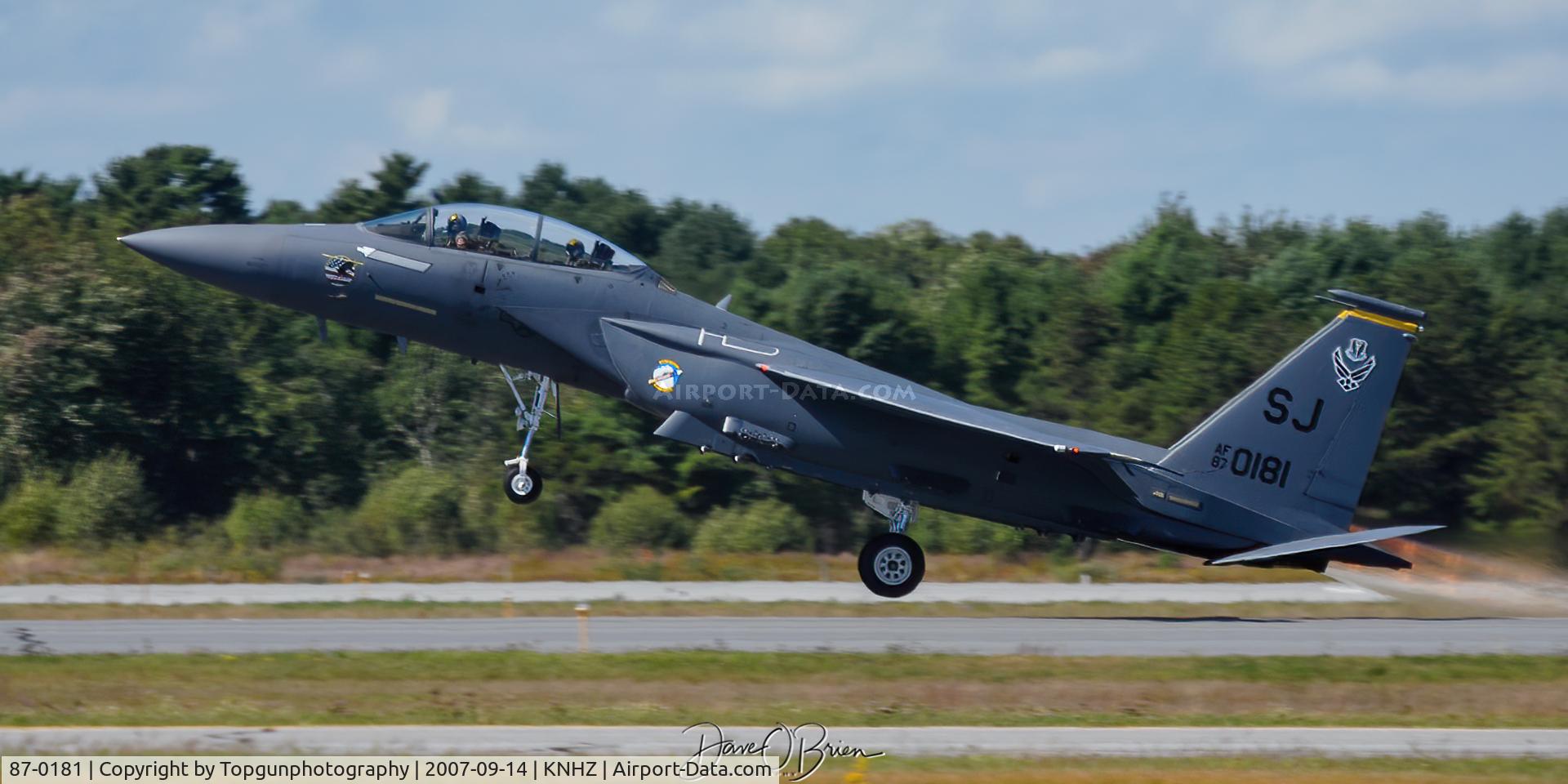 87-0181, 1987 McDonnell Douglas F-15E Strike Eagle C/N 1046/E021, Strike Eagle Demo lift off