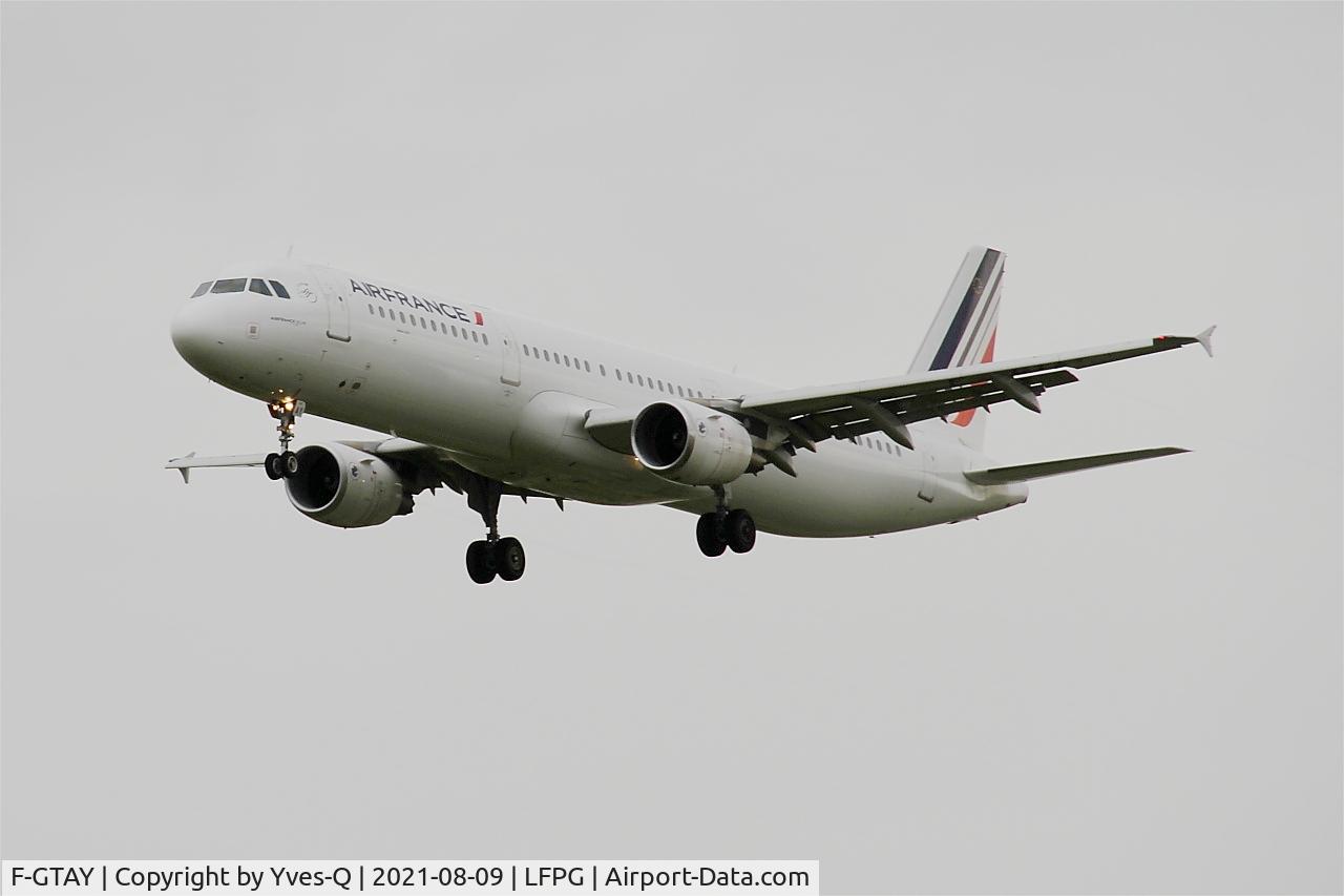 F-GTAY, 2010 Airbus A321-212 C/N 4251, Airbus A321-212, Short approach Rwy 26L, Roissy Charles De Gaulle Airport (LFPG-CDG)