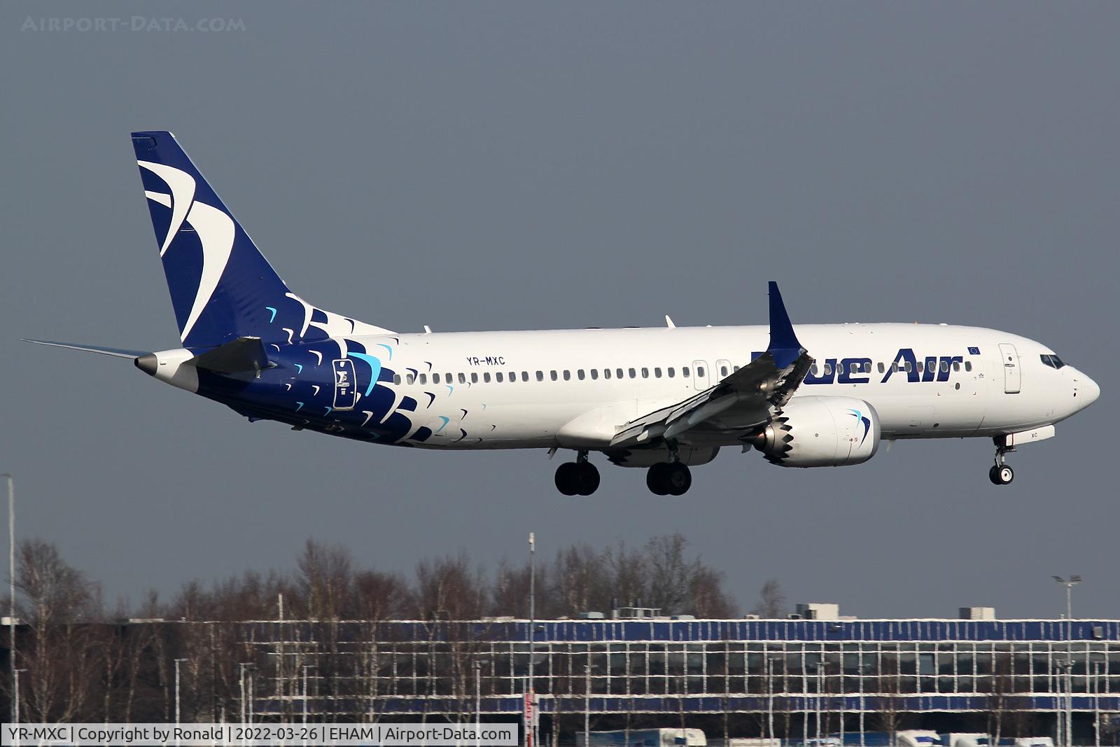 YR-MXC, 2021 Boeing 737-8 MAX C/N 43326, at spl