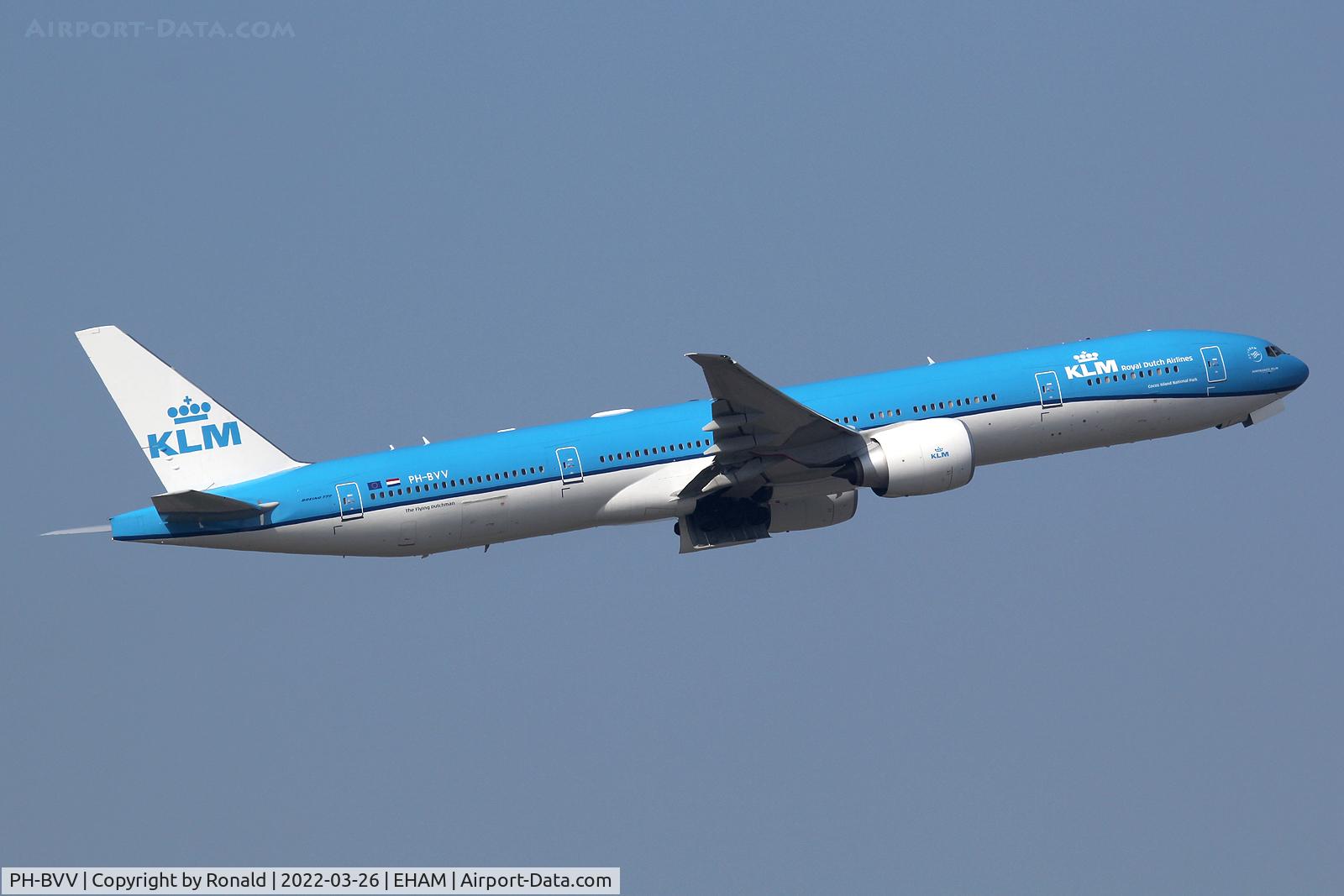 PH-BVV, 2020 Boeing 777-306(ER) C/N 66888, at spl