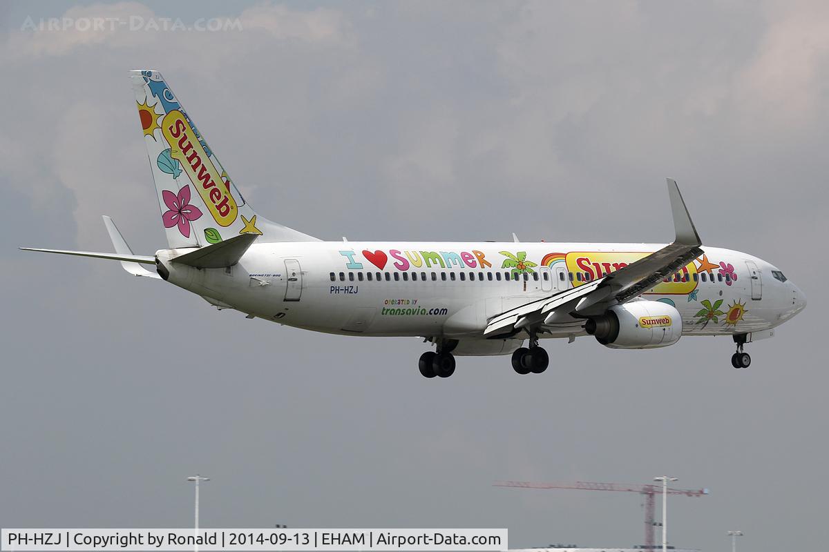 PH-HZJ, 2000 Boeing 737-8K2 C/N 30389, at spl