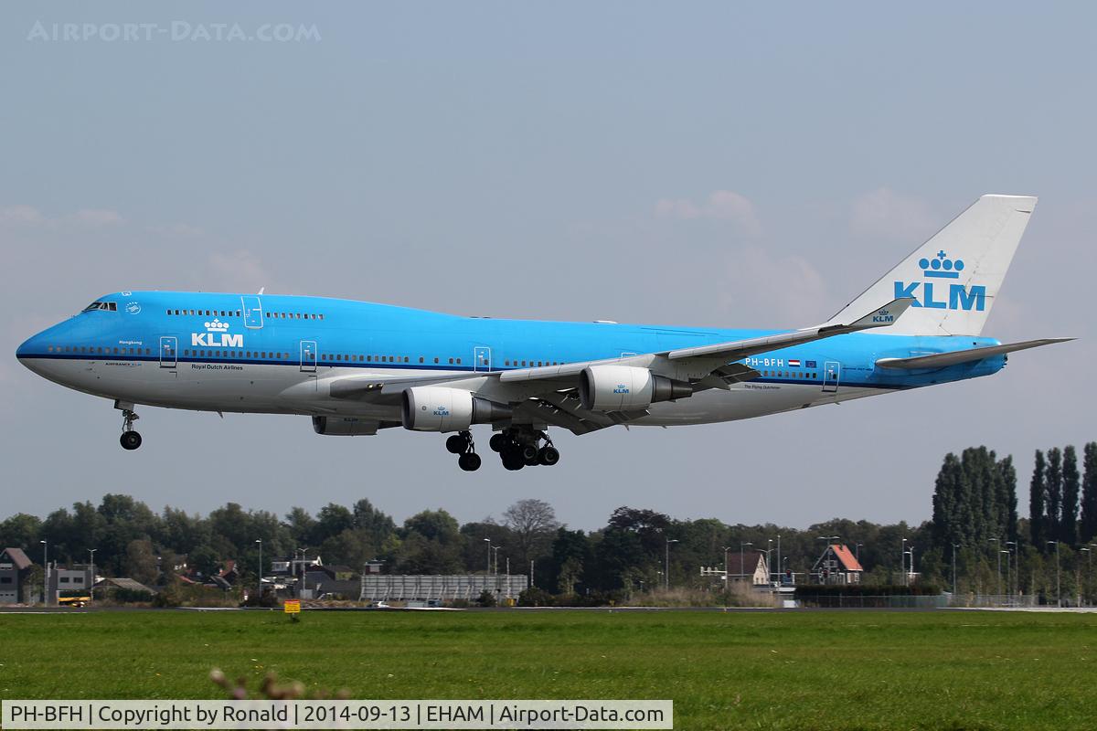 PH-BFH, 1990 Boeing 747-406BC C/N 24518, at spl