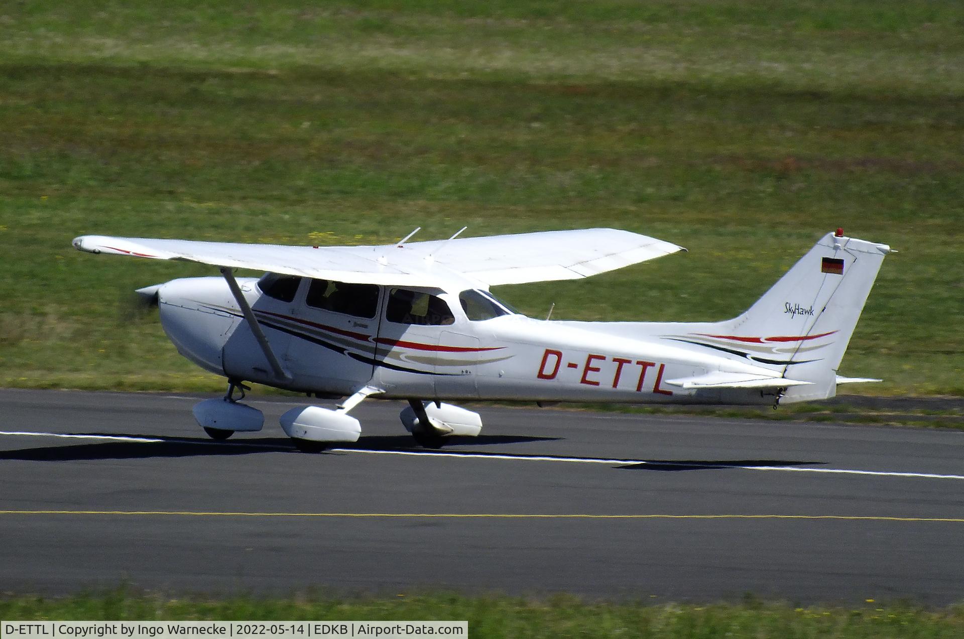 D-ETTL, 2004 Cessna 172R Skyhawk C/N 17281217, Cessna 172R Skyhawk at Bonn-Hangelar airfield '2205-06