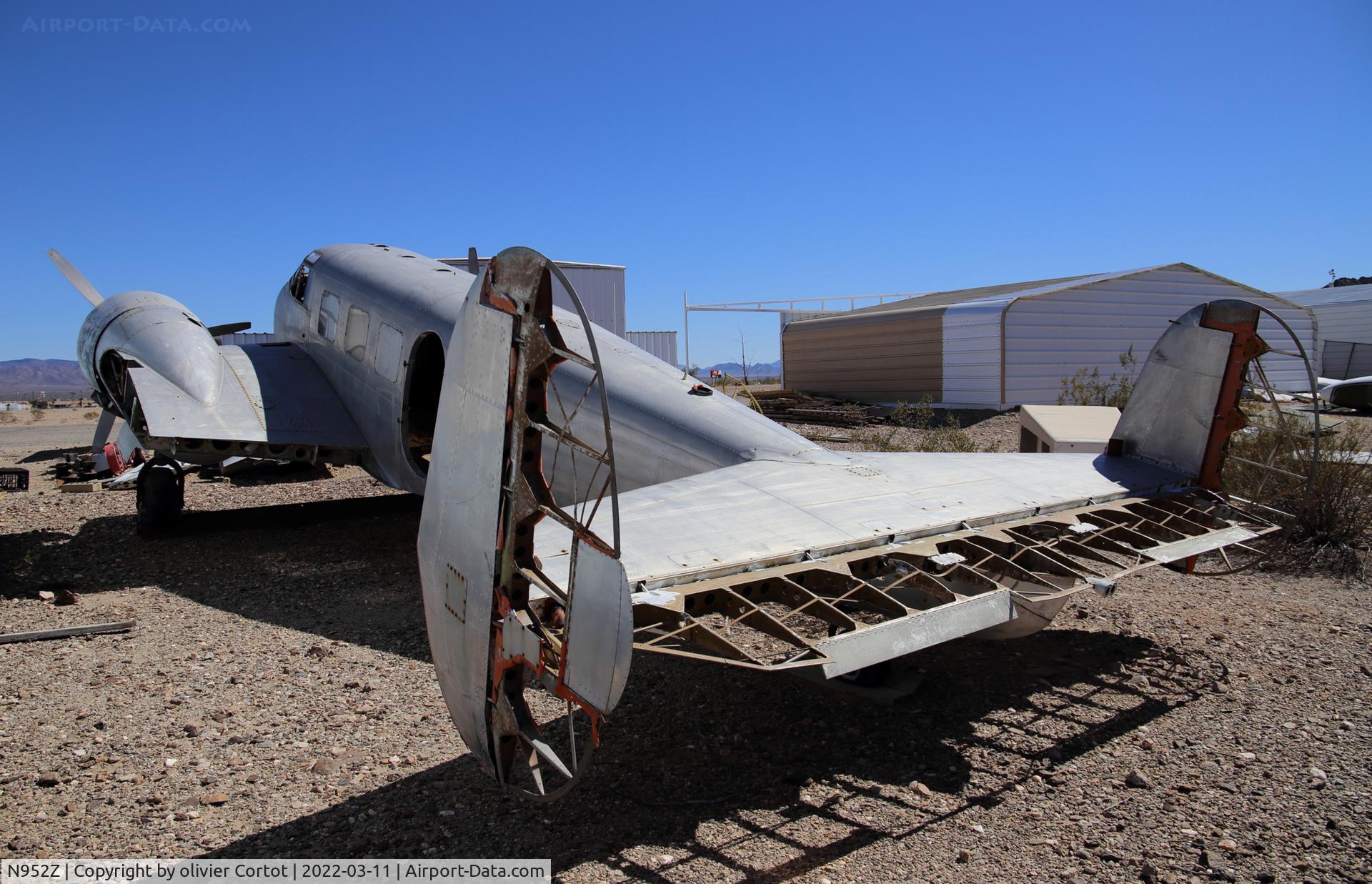 N952Z, 1945 Beech D18S C/N A-7, Stored at Quartzsite airfield, march 2022