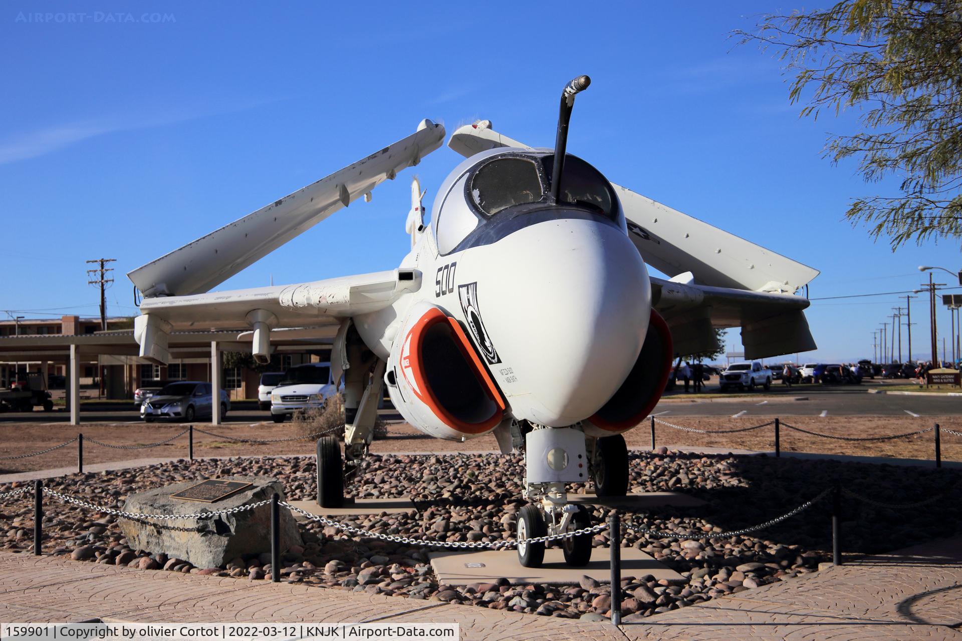 159901, Grumman A-6E Intruder C/N I-577, front view, 2022 airshow