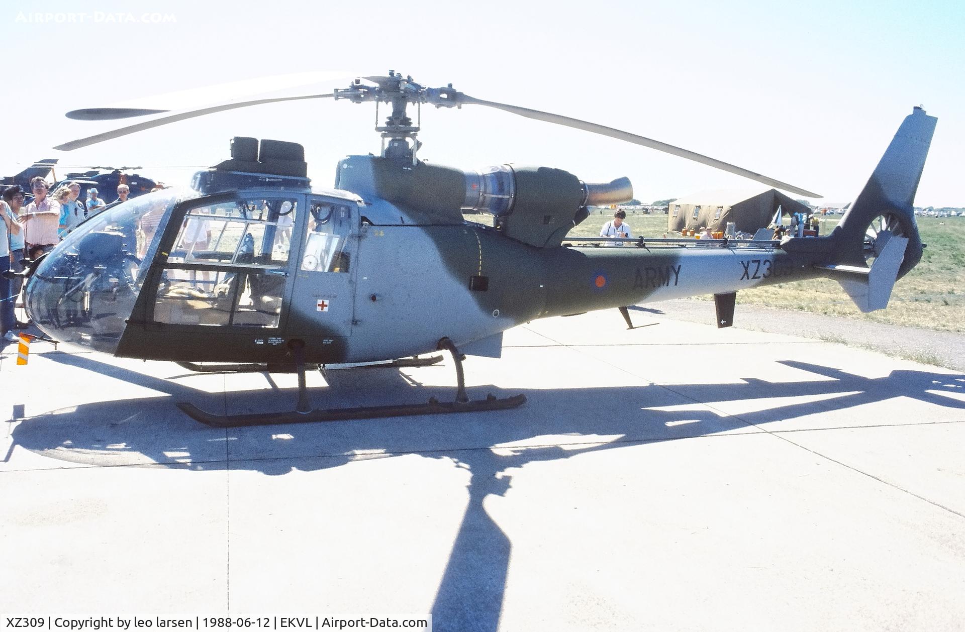XZ309, 1976 Westland SA-341B Gazelle AH1 C/N 1564, Værløse Air Base 12.6.1988