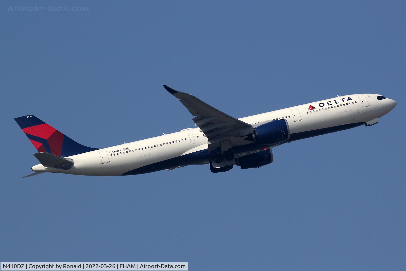 N410DZ, Airbus A330-941 C/N 1990, at spl