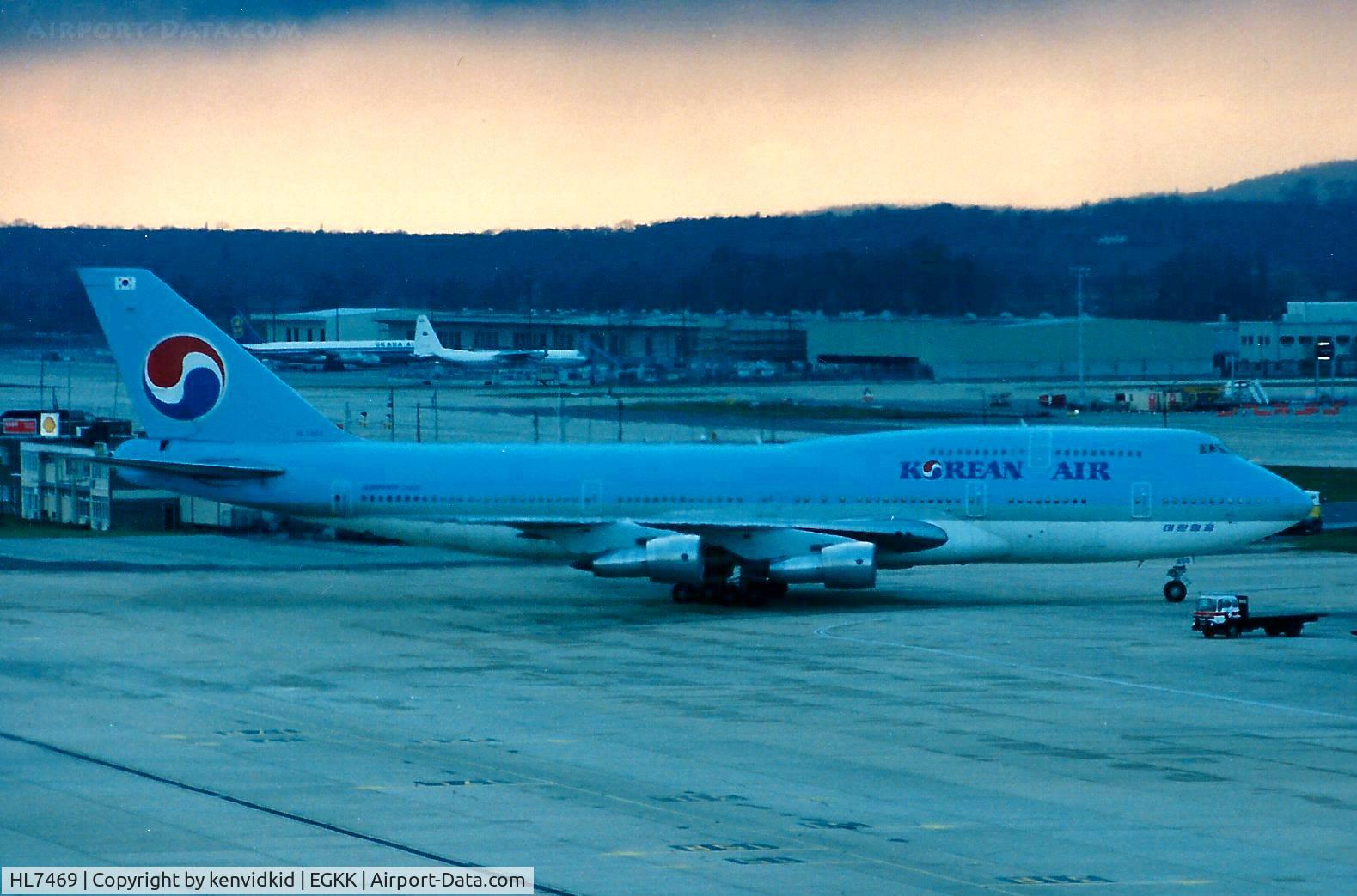 HL7469, 1985 Boeing 747-3B5 C/N 22489, At Gatwick circa 1989.