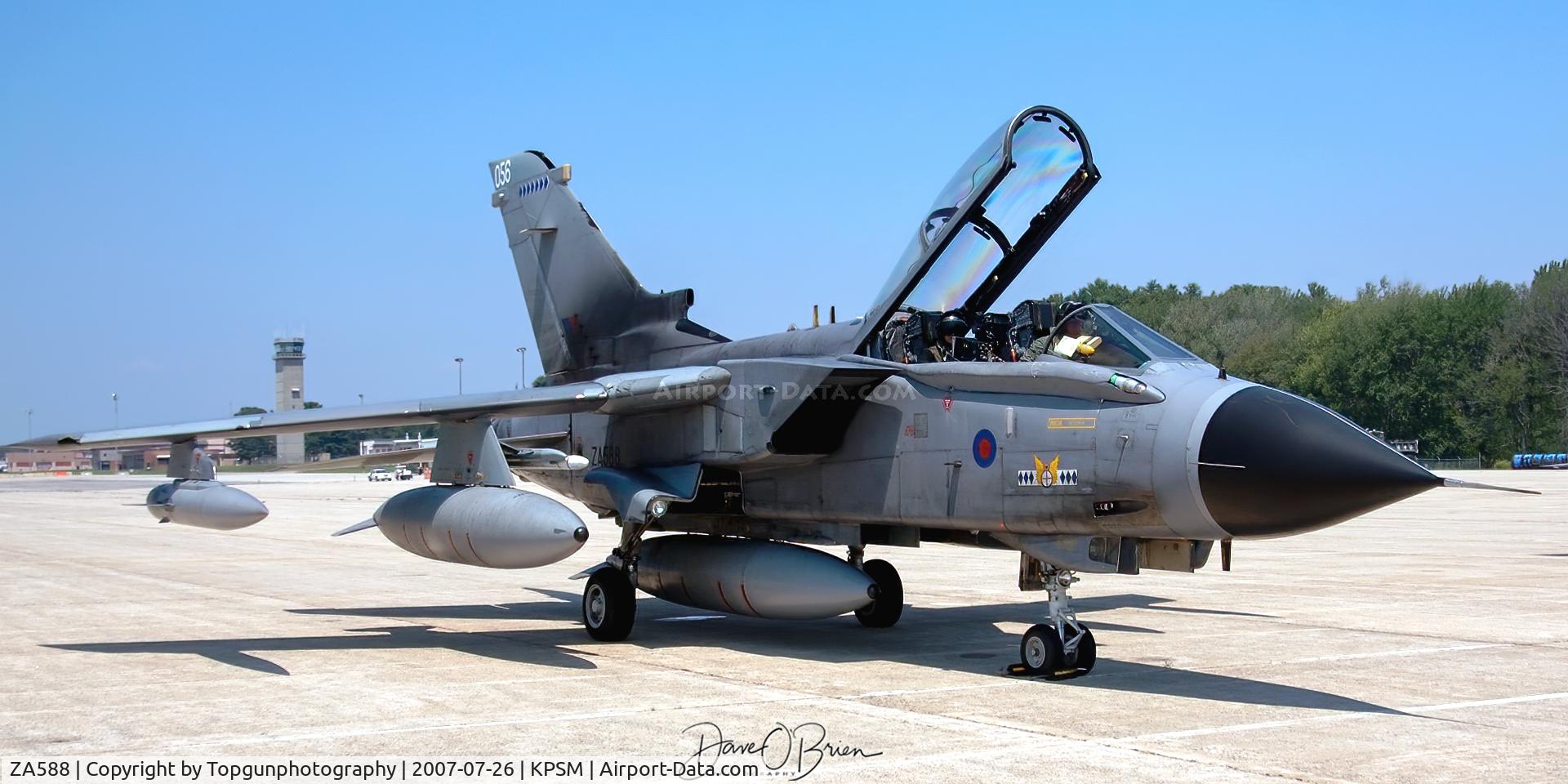 ZA588, 1981 Panavia Tornado GR.4 C/N 098/BS031/3052, 14 ® Sq
