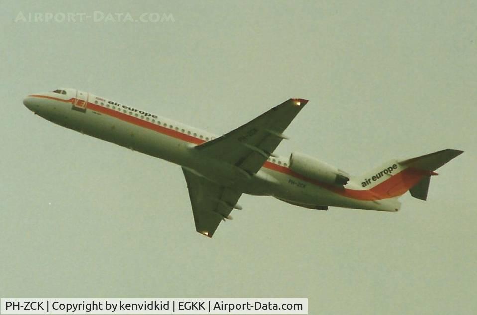 PH-ZCK, 1989 Fokker 100 (F-28-0100) C/N 11274, At Gatwick circa 1989.