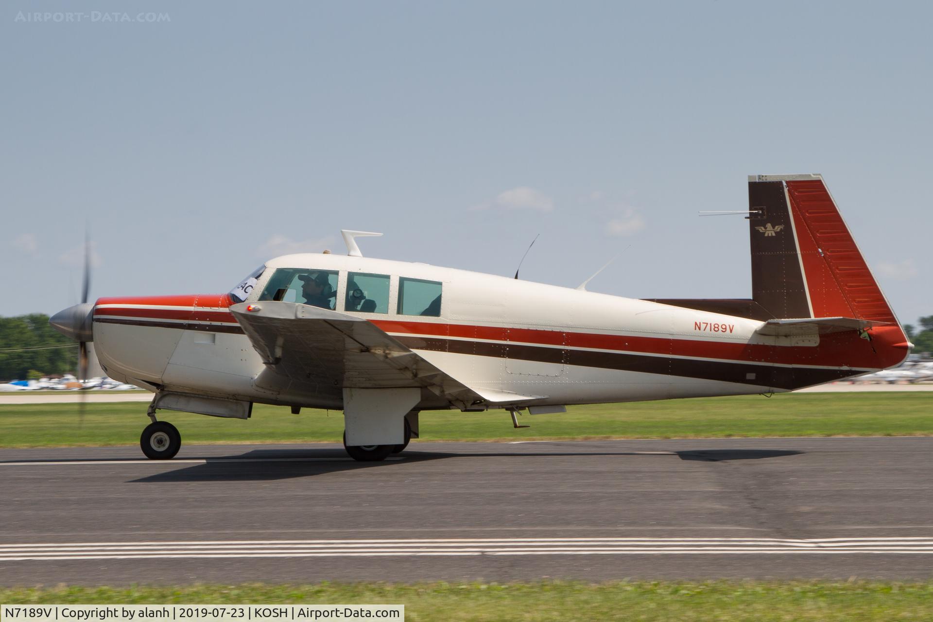 N7189V, 1975 Mooney M20F Executive C/N 22-1187, At AirVenture 2019