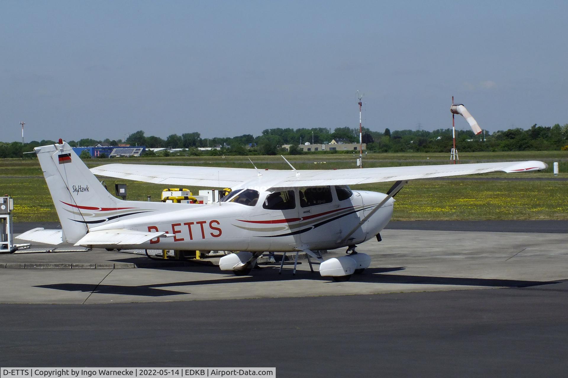 D-ETTS, 2004 Cessna 172R Skyhawk C/N 17281220, Cessna 172R at Bonn-Hangelar airfield '2205-06